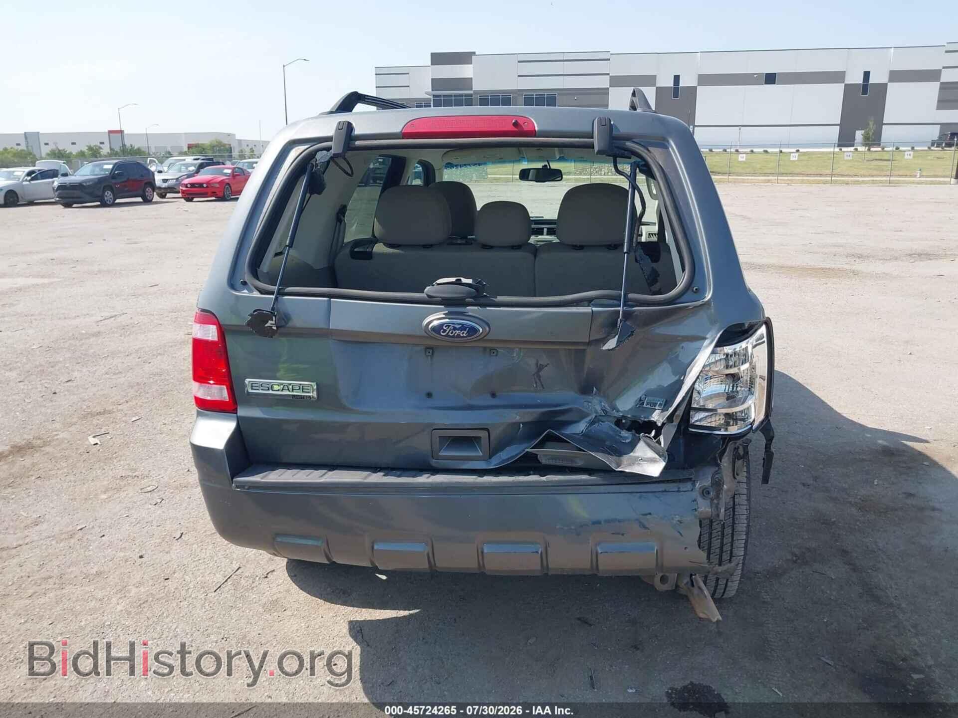 2011 FORD ESCAPE - VIN: 1FMCU0DG4BKB26762 - Photo 6