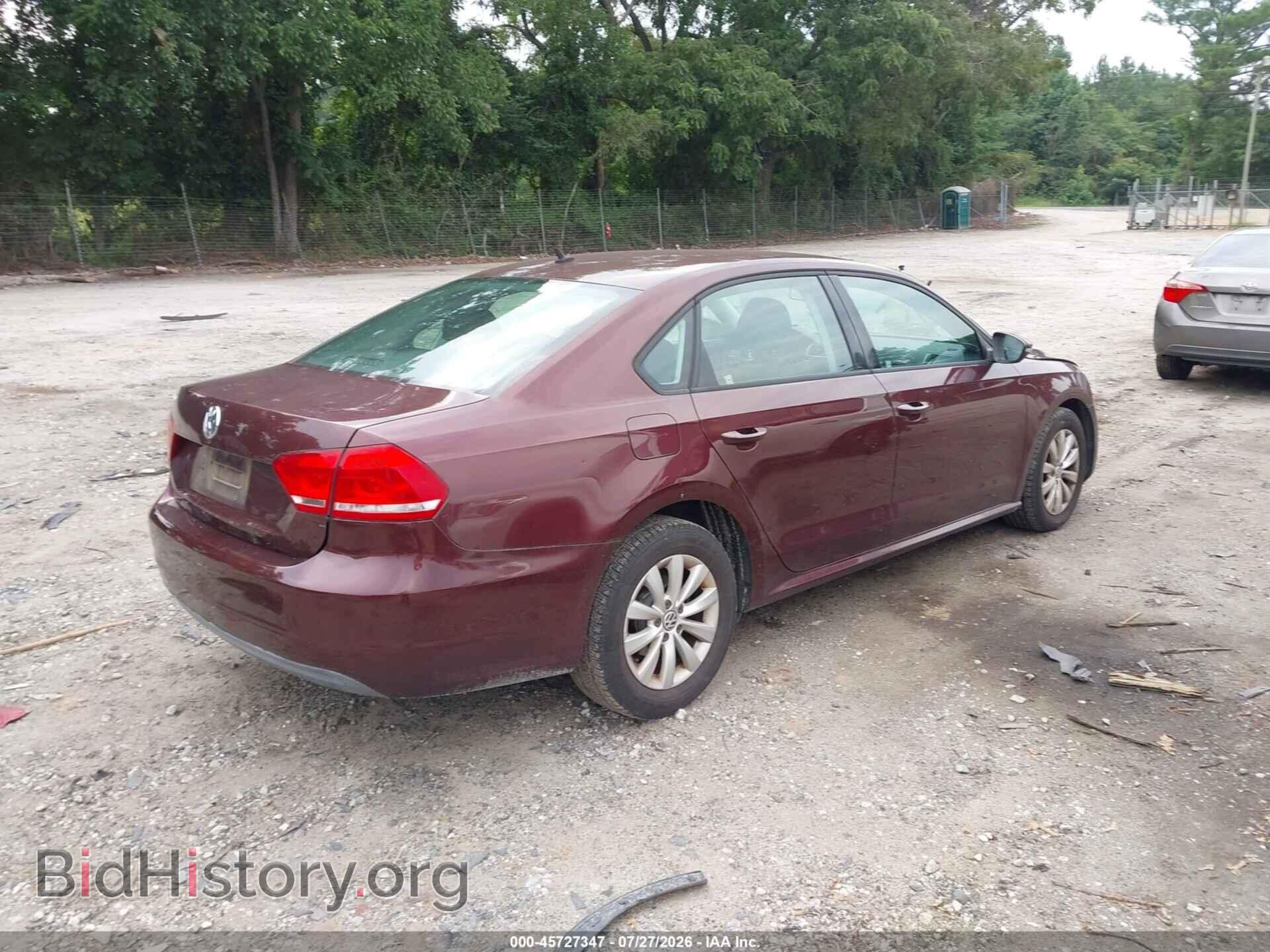 2012 VOLKSWAGEN PASSAT - VIN: 1VWAH7A33CC048042 - Фото 4