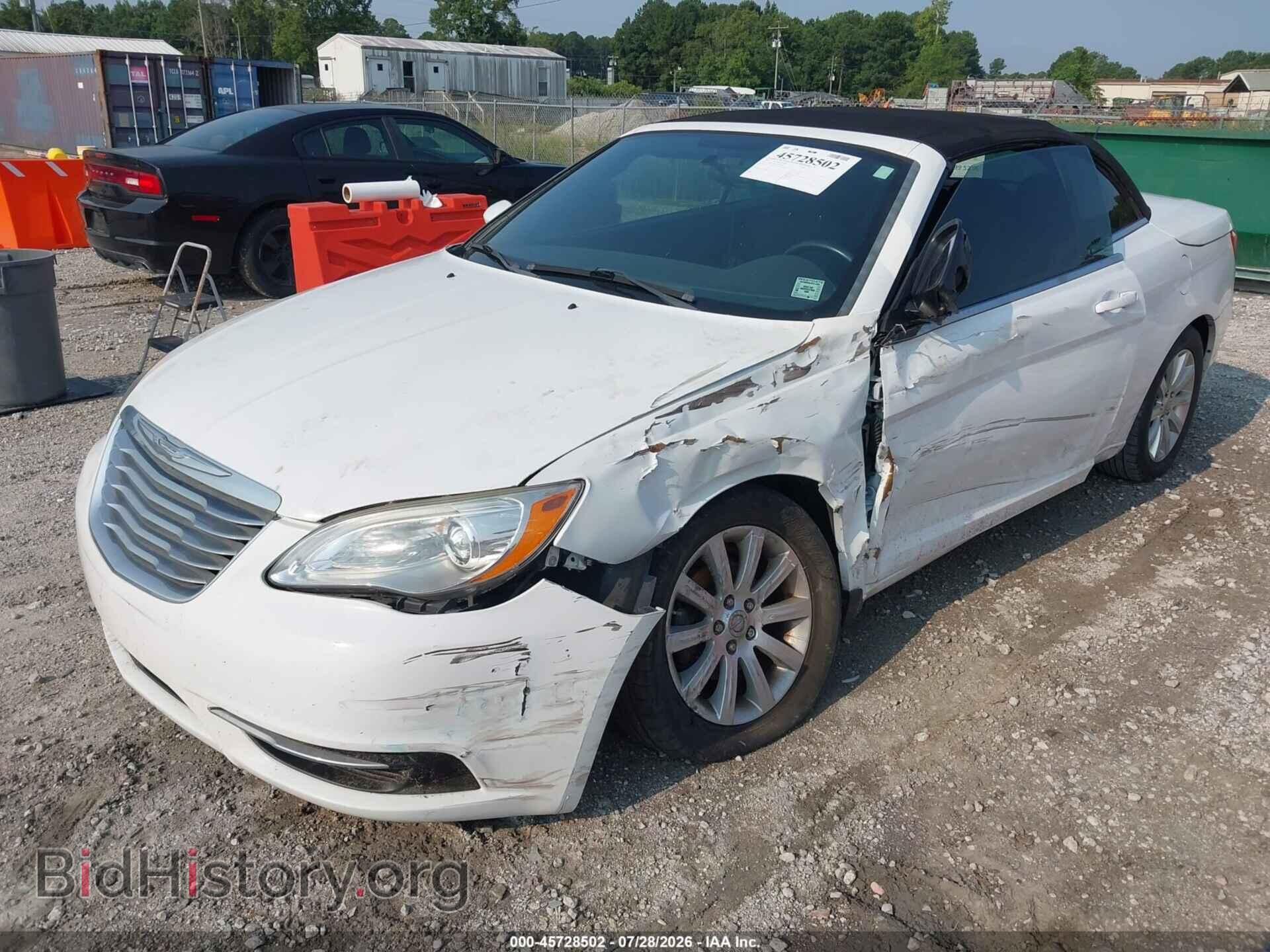 2012 CHRYSLER 200 - VIN: 1C3BCBEB6CN179758 - Фото 2