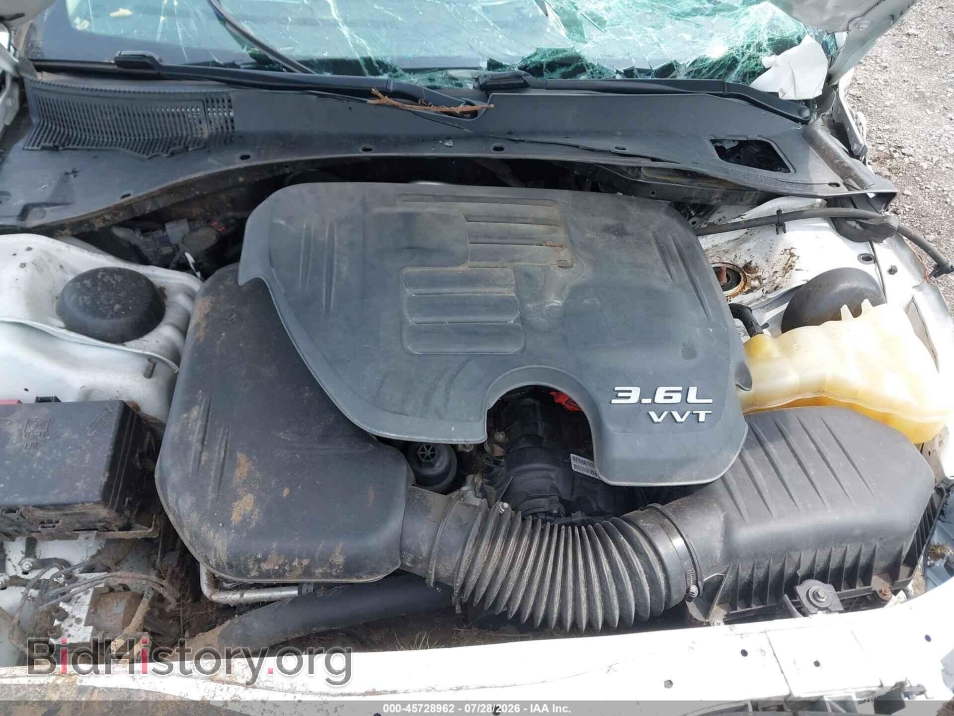 2017 CHRYSLER 300C - VIN: 2C3CCAEGXHH570700 - Фото 9