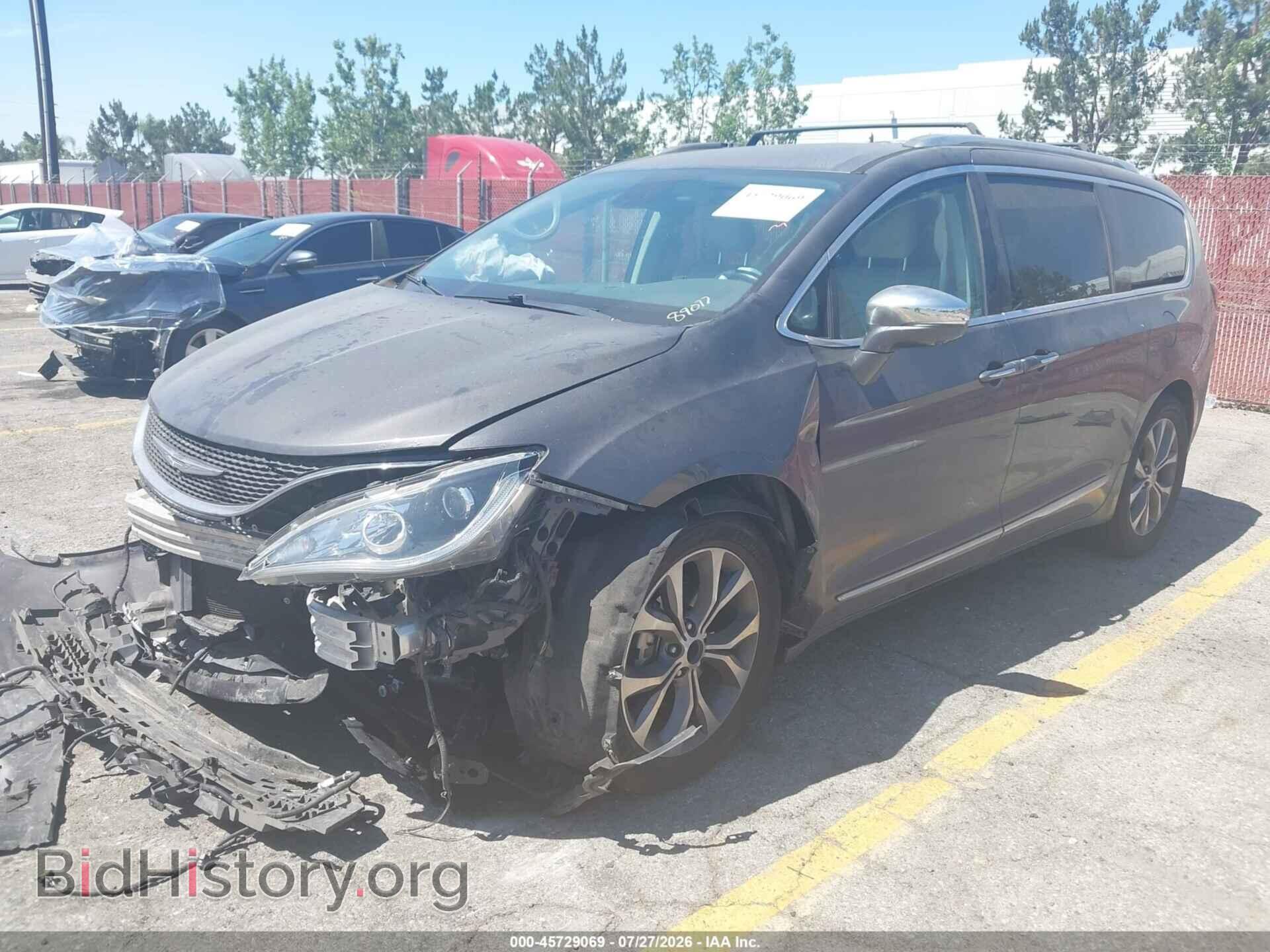 2017 CHRYSLER PACIFICA - VIN: 2C4RC1GGXHR668817 - Photo 2