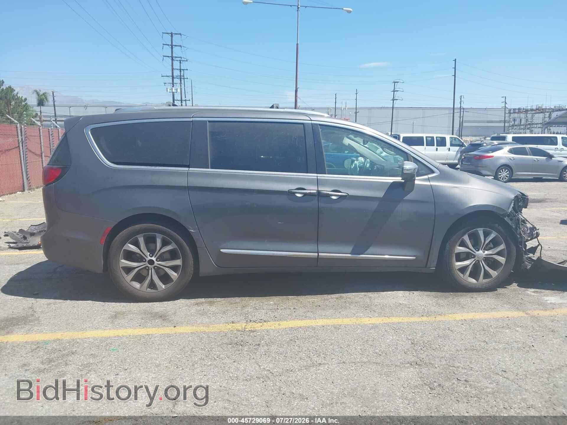 2017 CHRYSLER PACIFICA - VIN: 2C4RC1GGXHR668817 - Photo 14