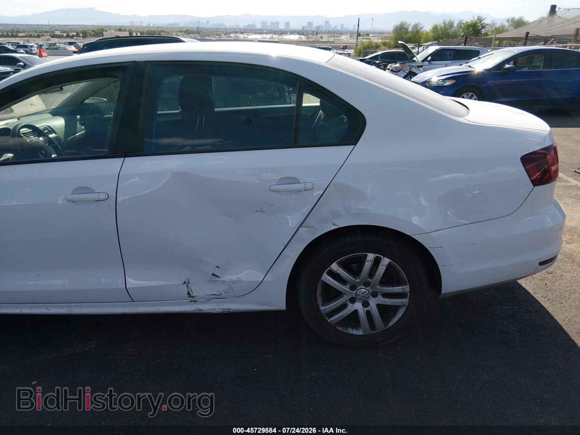 2018 VOLKSWAGEN JETTA - VIN: 3VW2B7AJ1JM229236 - Фото 6