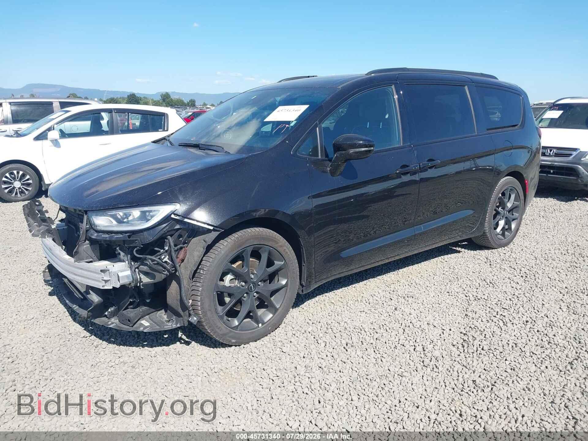 2025 CHRYSLER PACIFICA - VIN: 2C4RC1GG9SR515787 - Photo 2