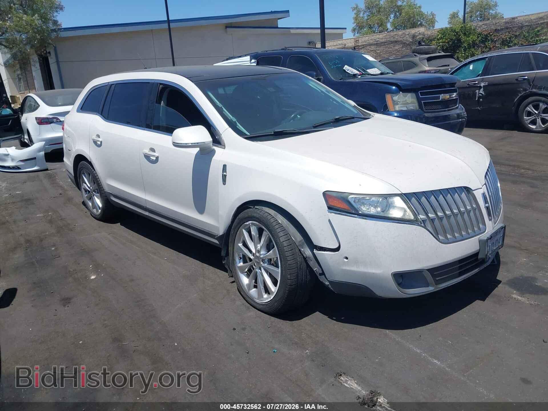 Photo 2LMHJ5AT7CBL51352 - LINCOLN MKT 2012