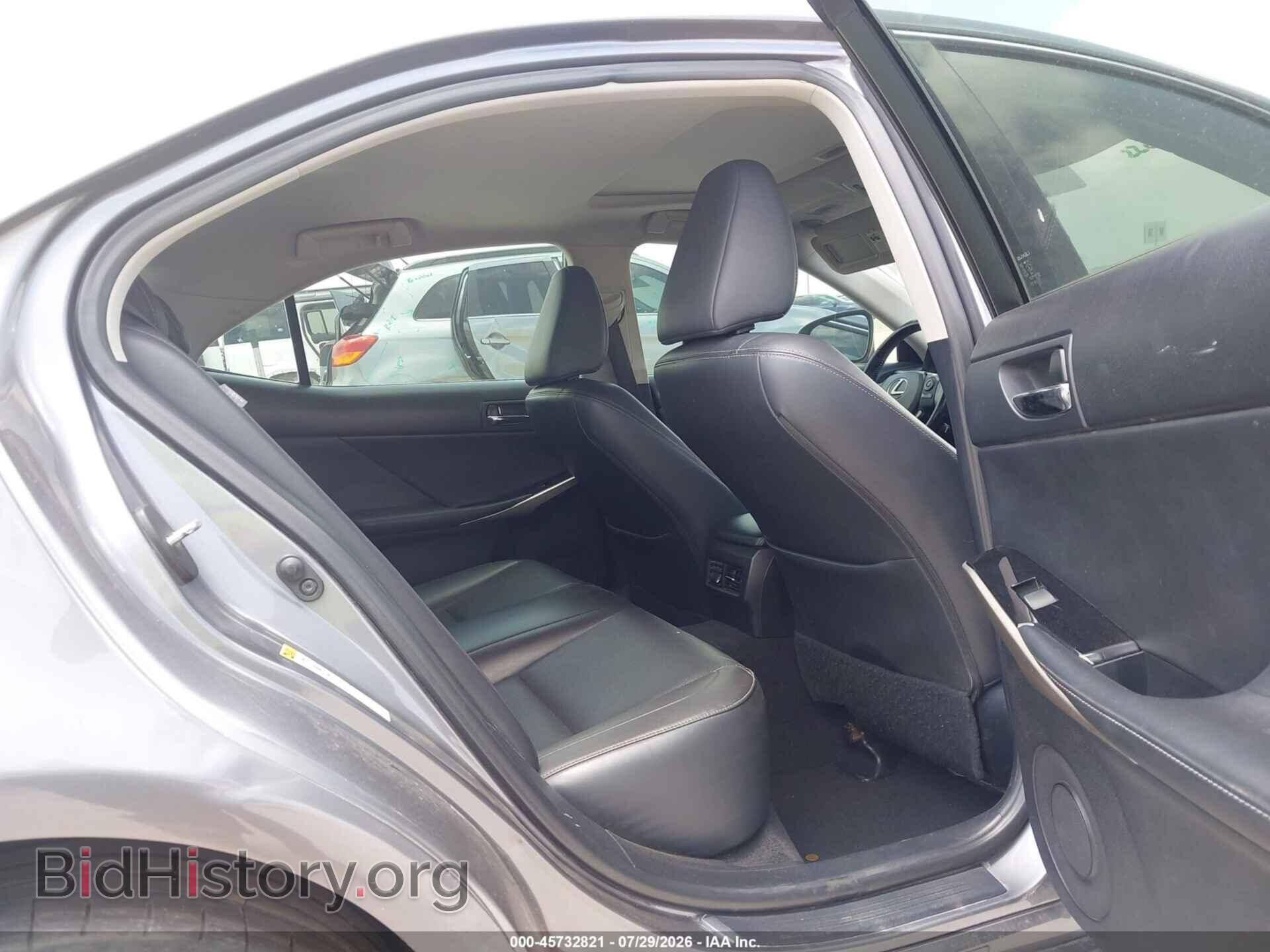 2015 LEXUS IS 250 - VIN: JTHBF1D24F5073777 - Photo 8