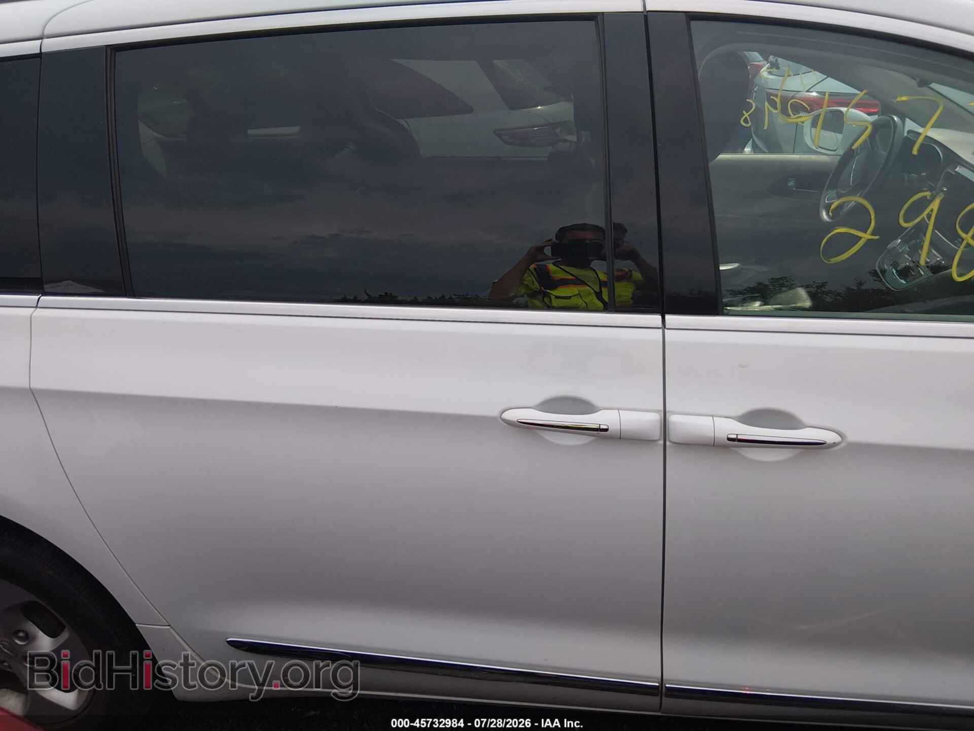 2017 CHRYSLER PACIFICA - VIN: 2C4RC1EGXHR644326 - Photo 14