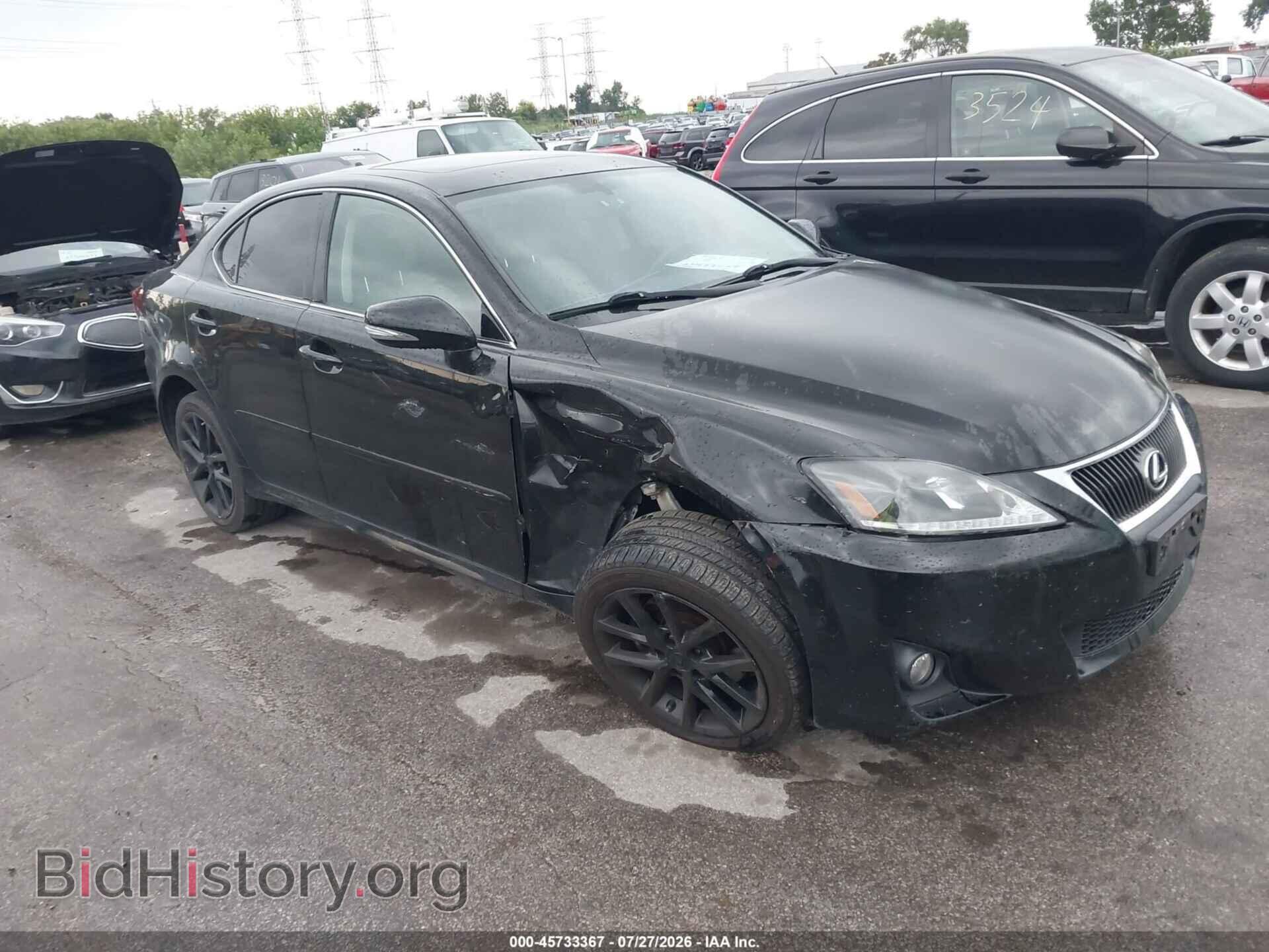 Фотография JTHCF5C23C5053917 - LEXUS IS 250 2012