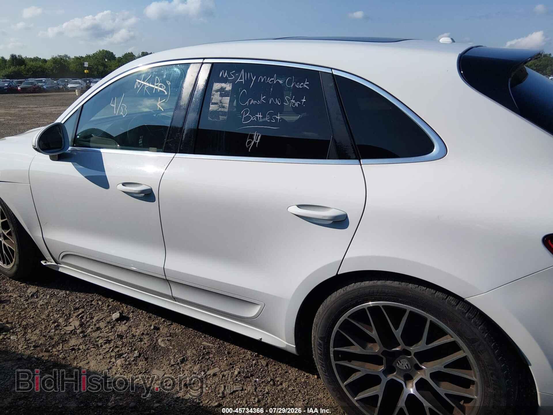 2015 PORSCHE MACAN - VIN: WP1AF2A5XFLB90839 - Photo 14