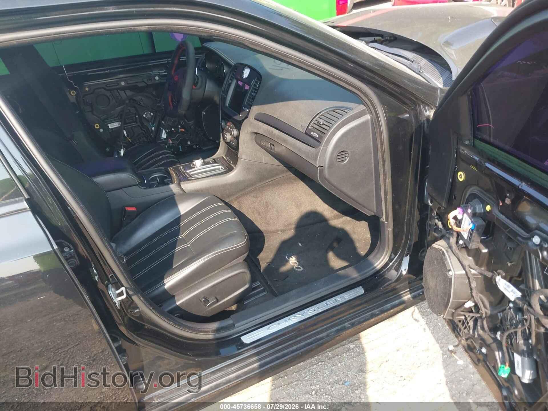 2016 CHRYSLER 300 - VIN: 2C3CCABTXGH128659 - Photo 5