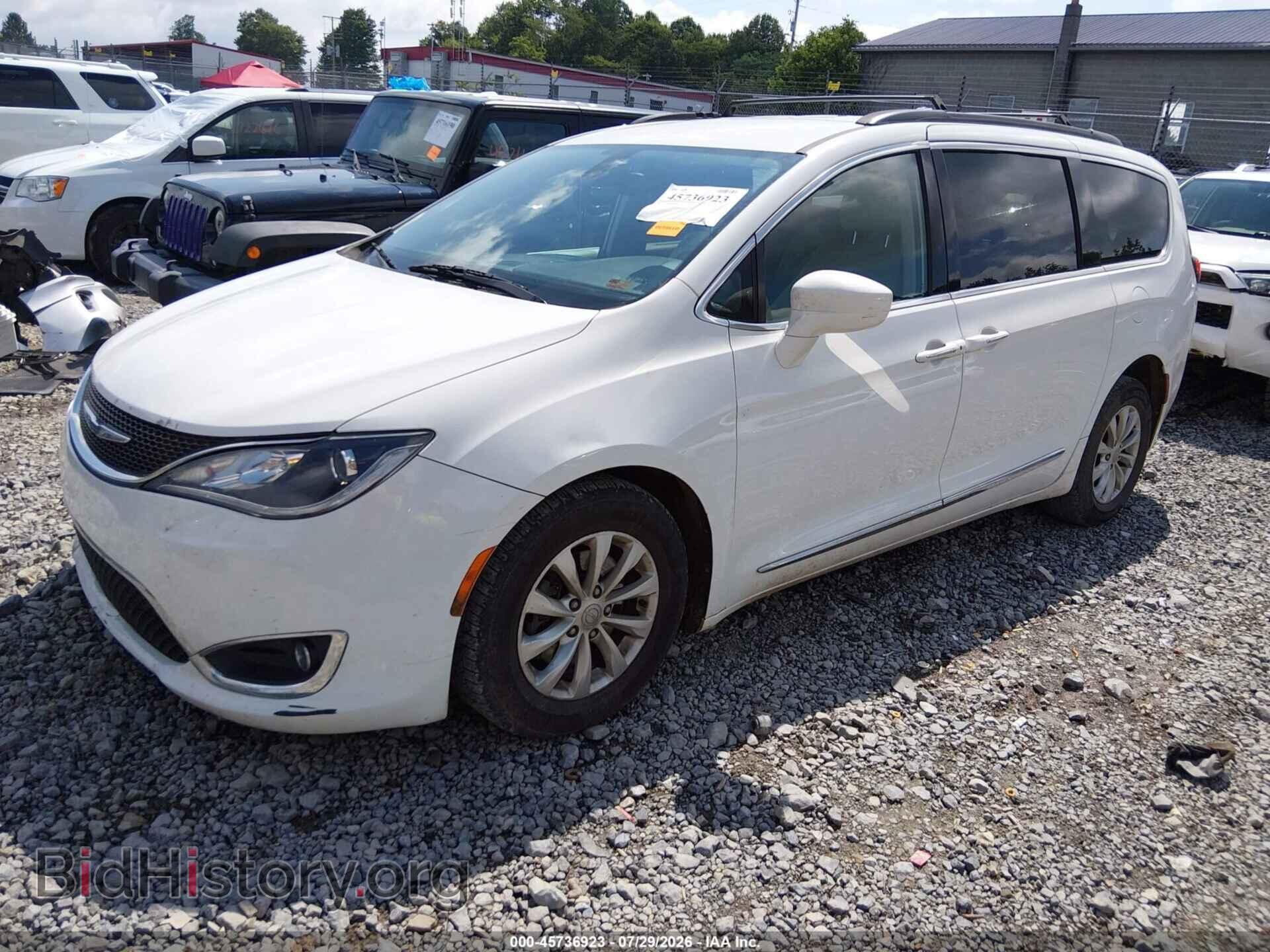 2017 CHRYSLER PACIFICA - VIN: 2C4RC1BG0HR583296 - Photo 2