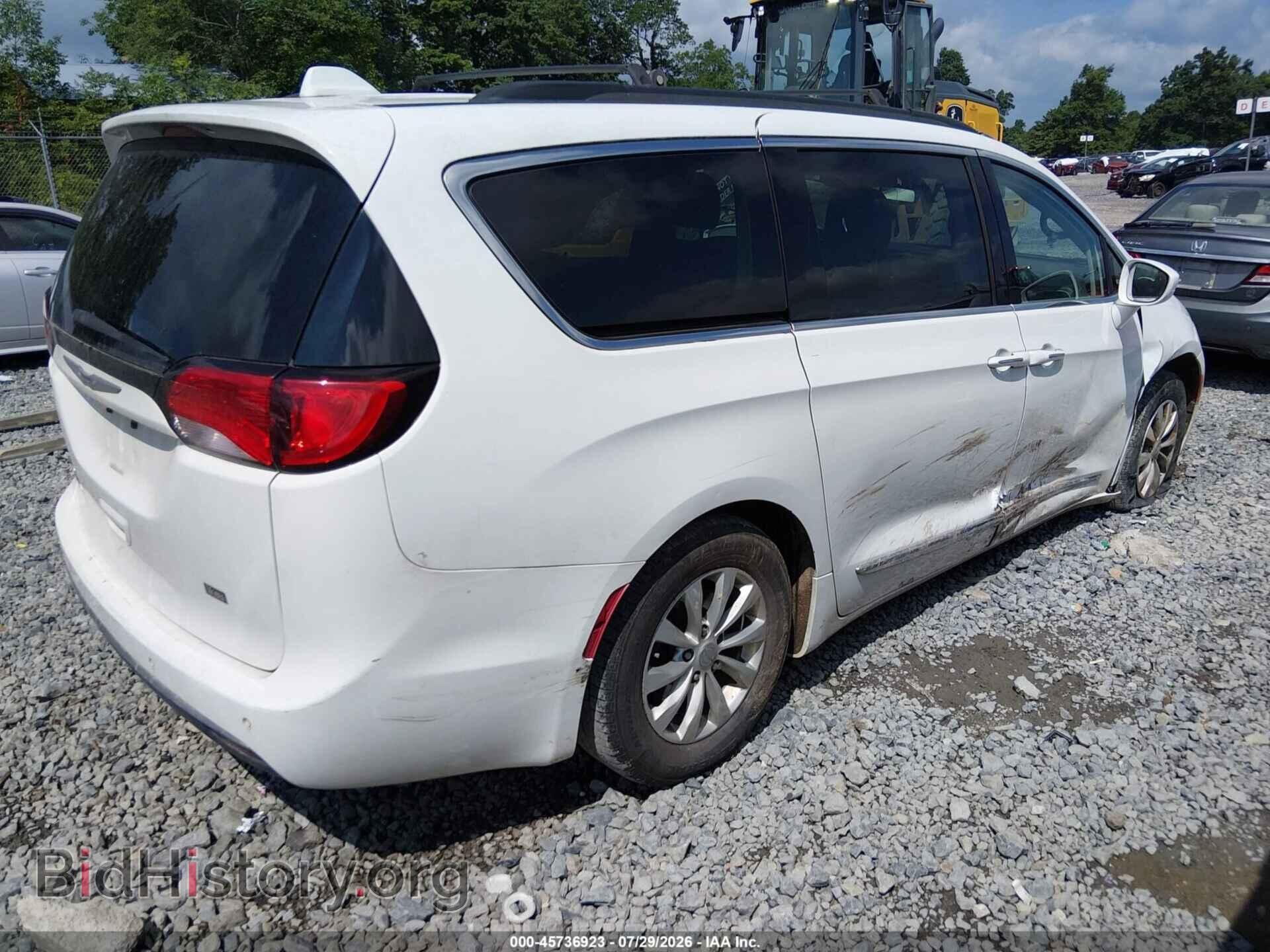 2017 CHRYSLER PACIFICA - VIN: 2C4RC1BG0HR583296 - Photo 4