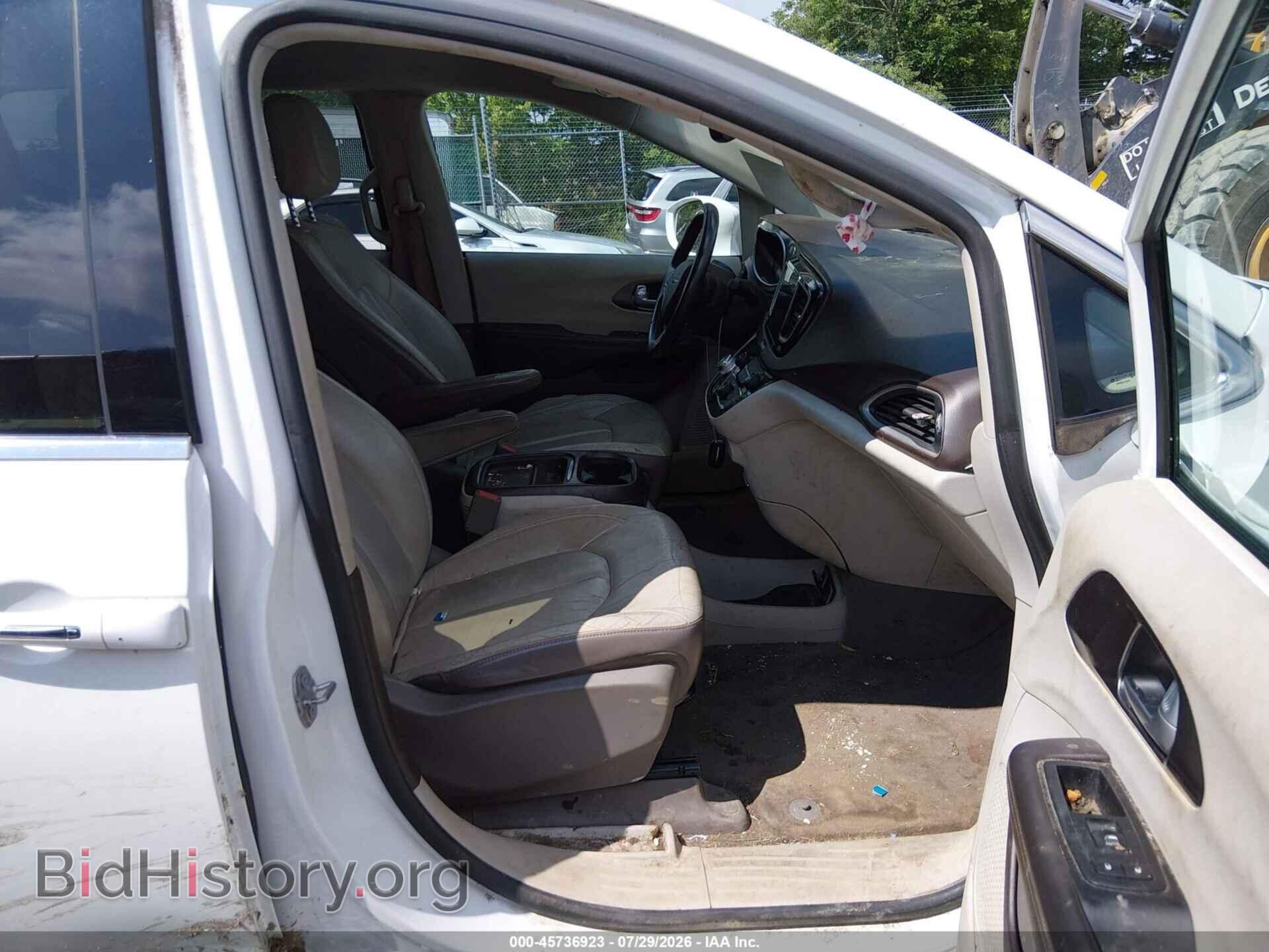 2017 CHRYSLER PACIFICA - VIN: 2C4RC1BG0HR583296 - Photo 5