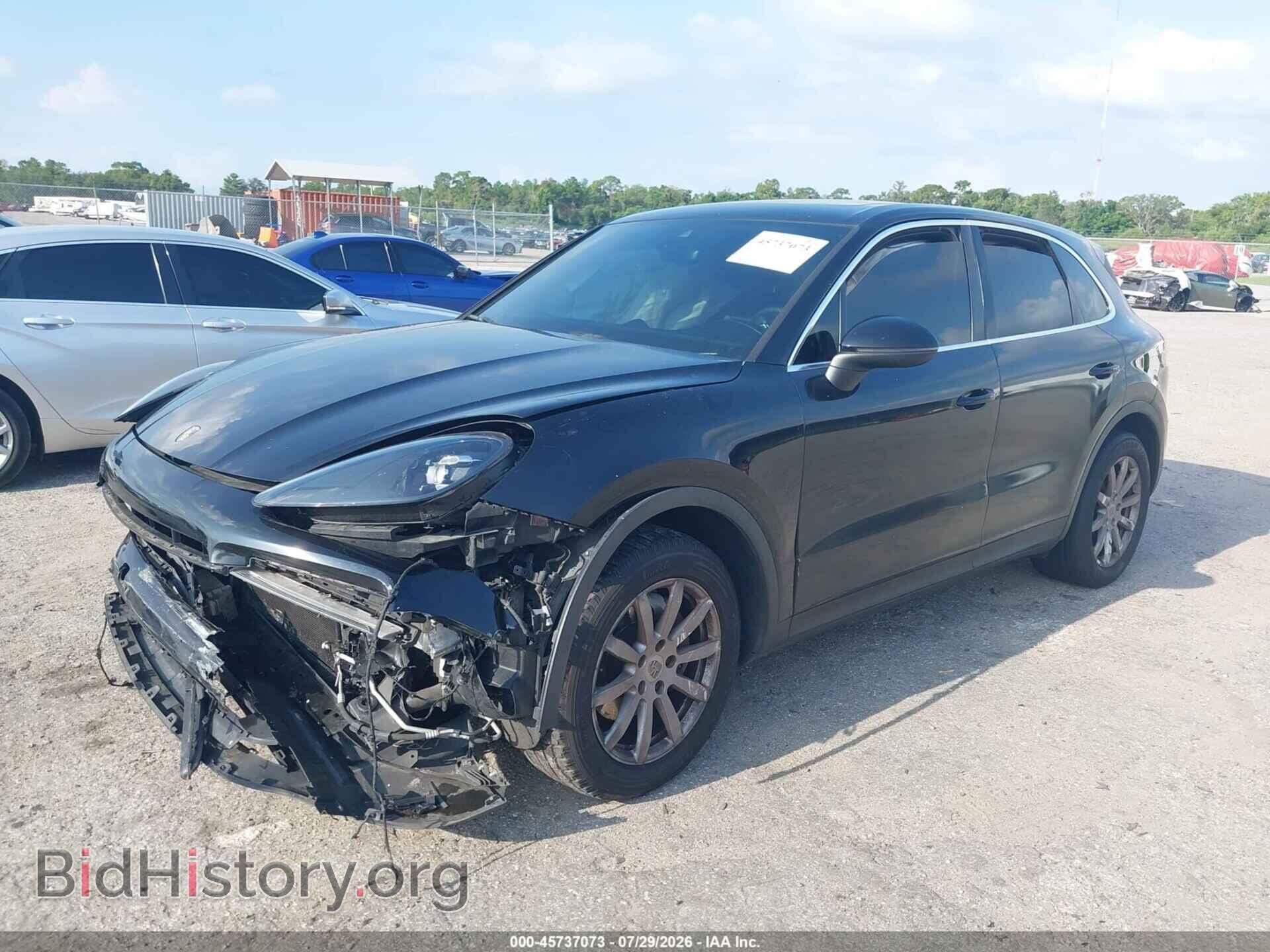 2020 PORSCHE CAYENNE - VIN: WP1AA2AY5LDA04476 - Photo 2