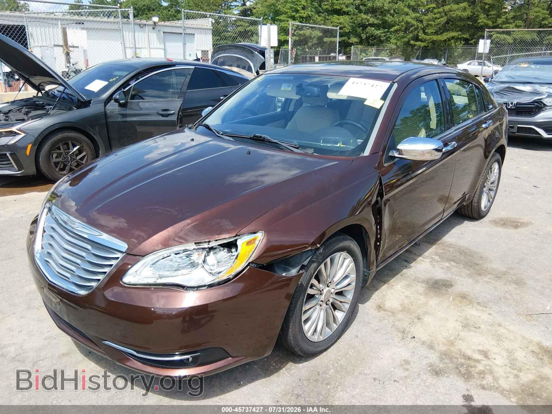 2012 CHRYSLER 200 - VIN: 1C3CCBCB0CN169606 - Photo 2