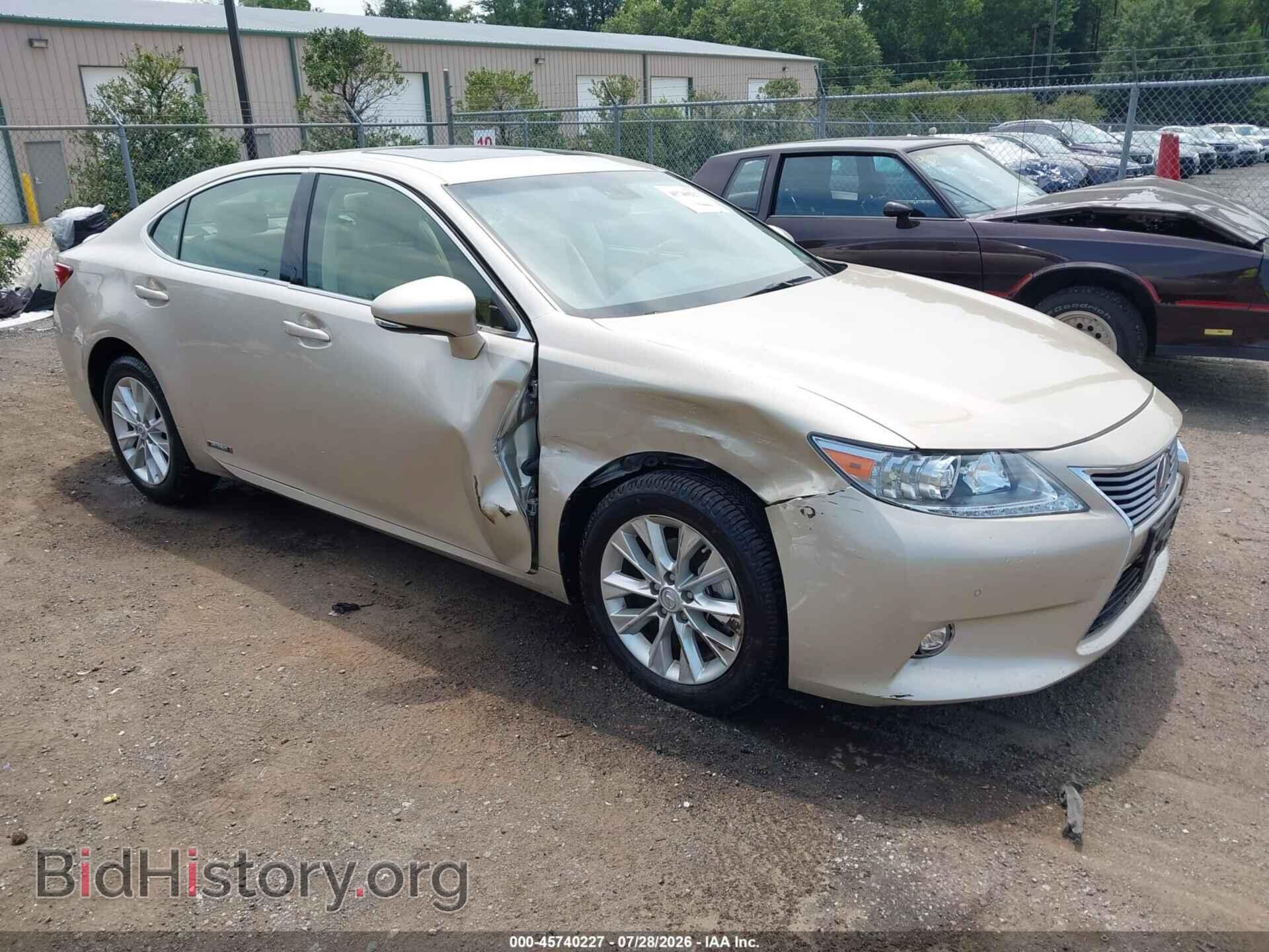 Photo JTHBW1GG9F2094360 - LEXUS ES 300H 2015