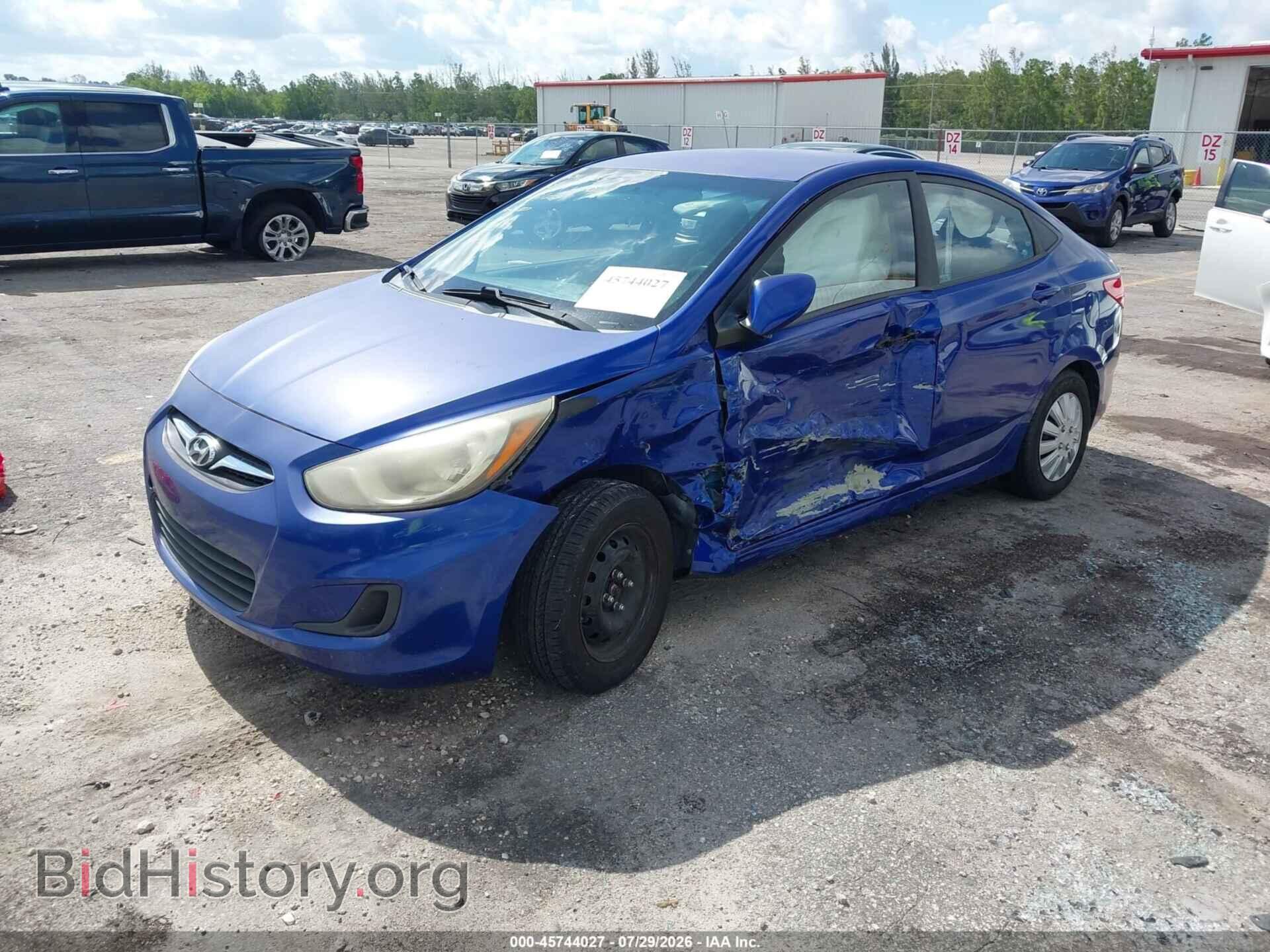 2013 HYUNDAI ACCENT - VIN: KMHCT4AE2DU359656 - Фото 2