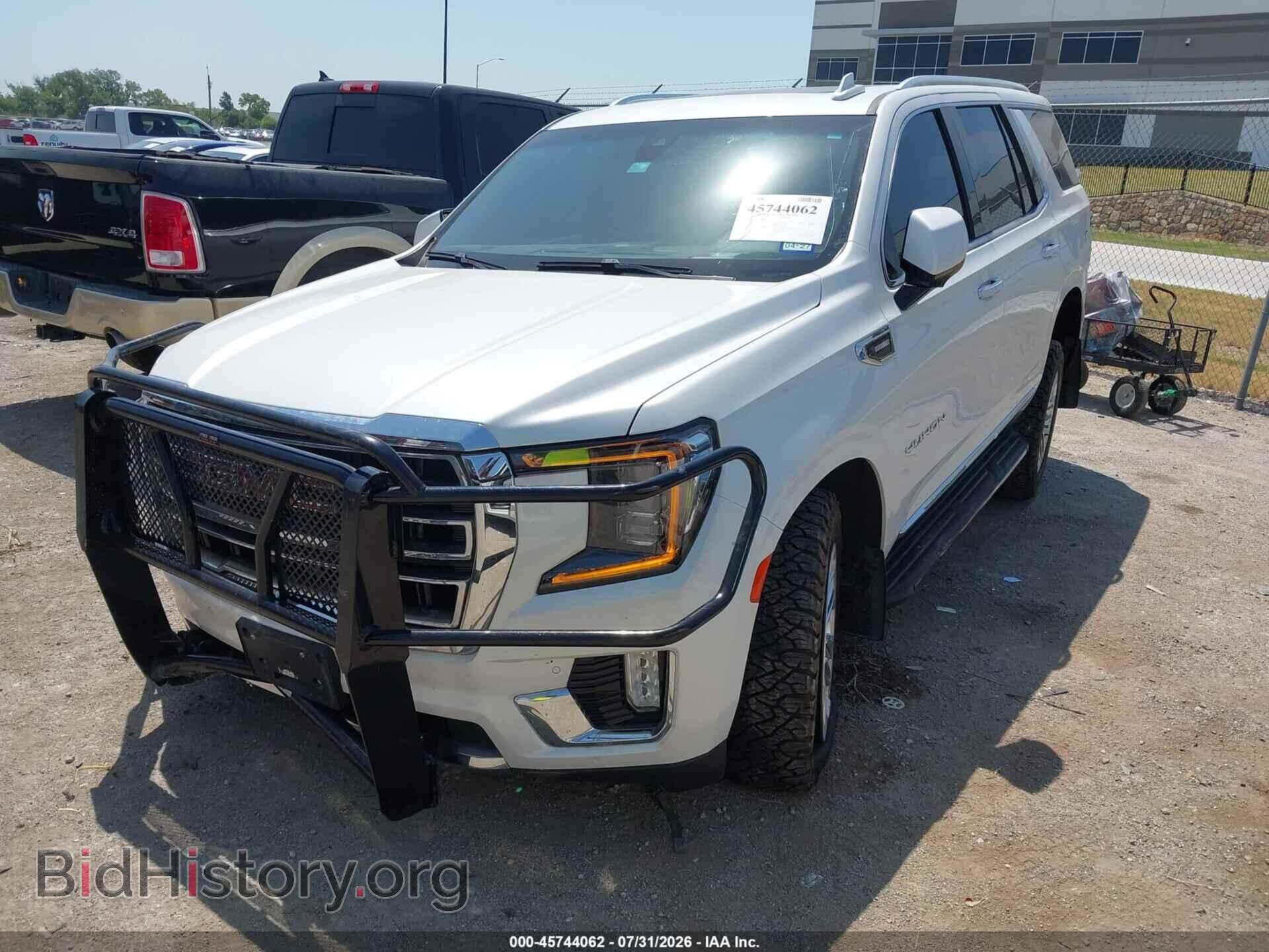2022 GMC YUKON - VIN: 1GKS2BKT0NR270990 - Photo 2