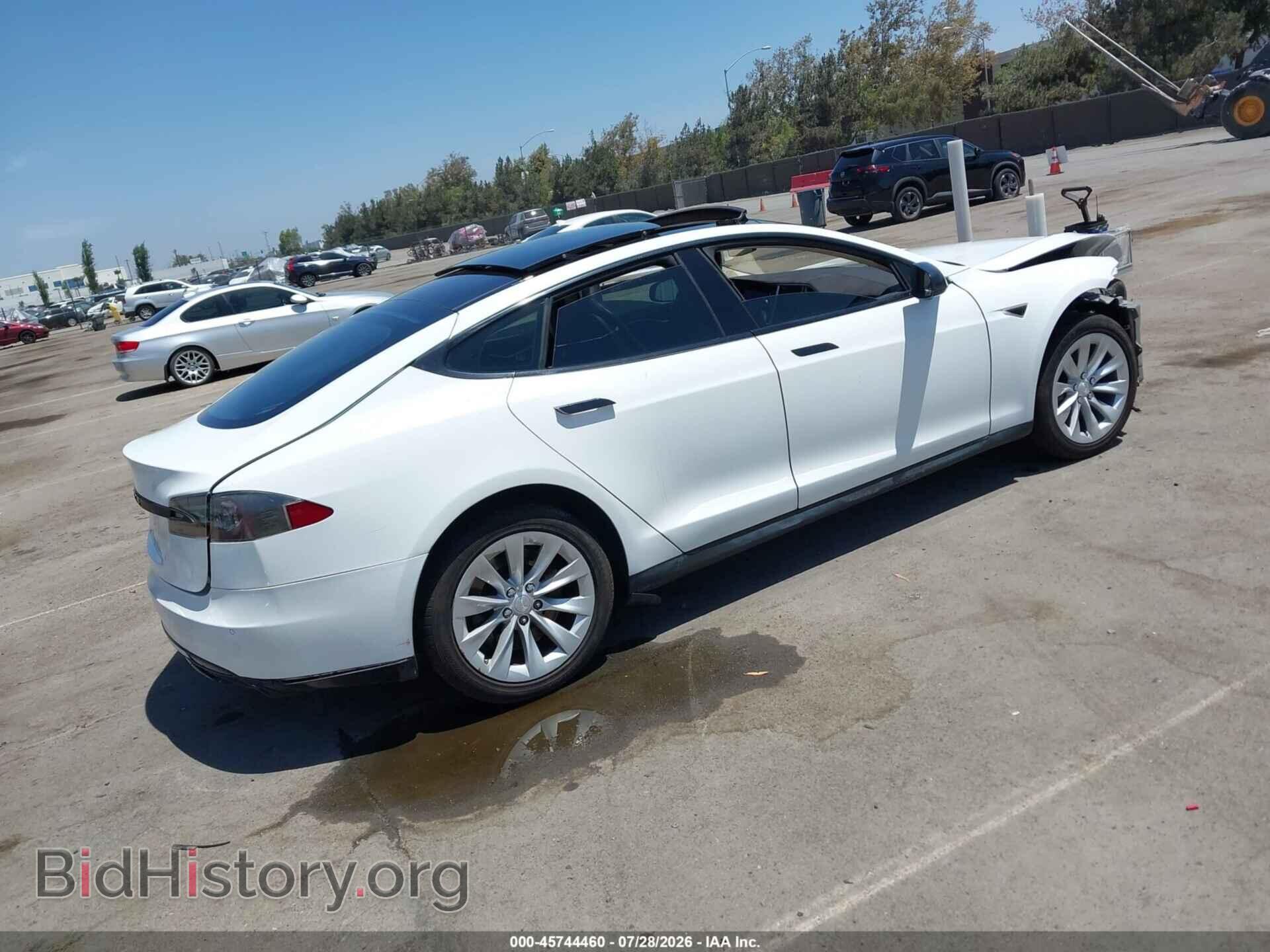 2014 TESLA MODEL S - VIN: 5YJSA1H17EFP52876 - Photo 4