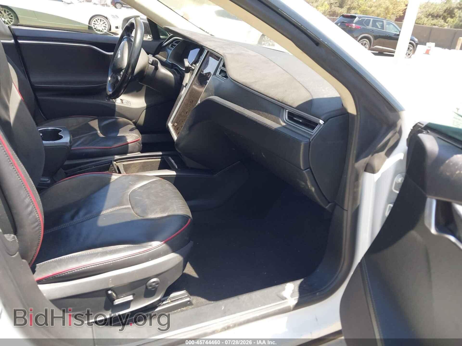 2014 TESLA MODEL S - VIN: 5YJSA1H17EFP52876 - Photo 5