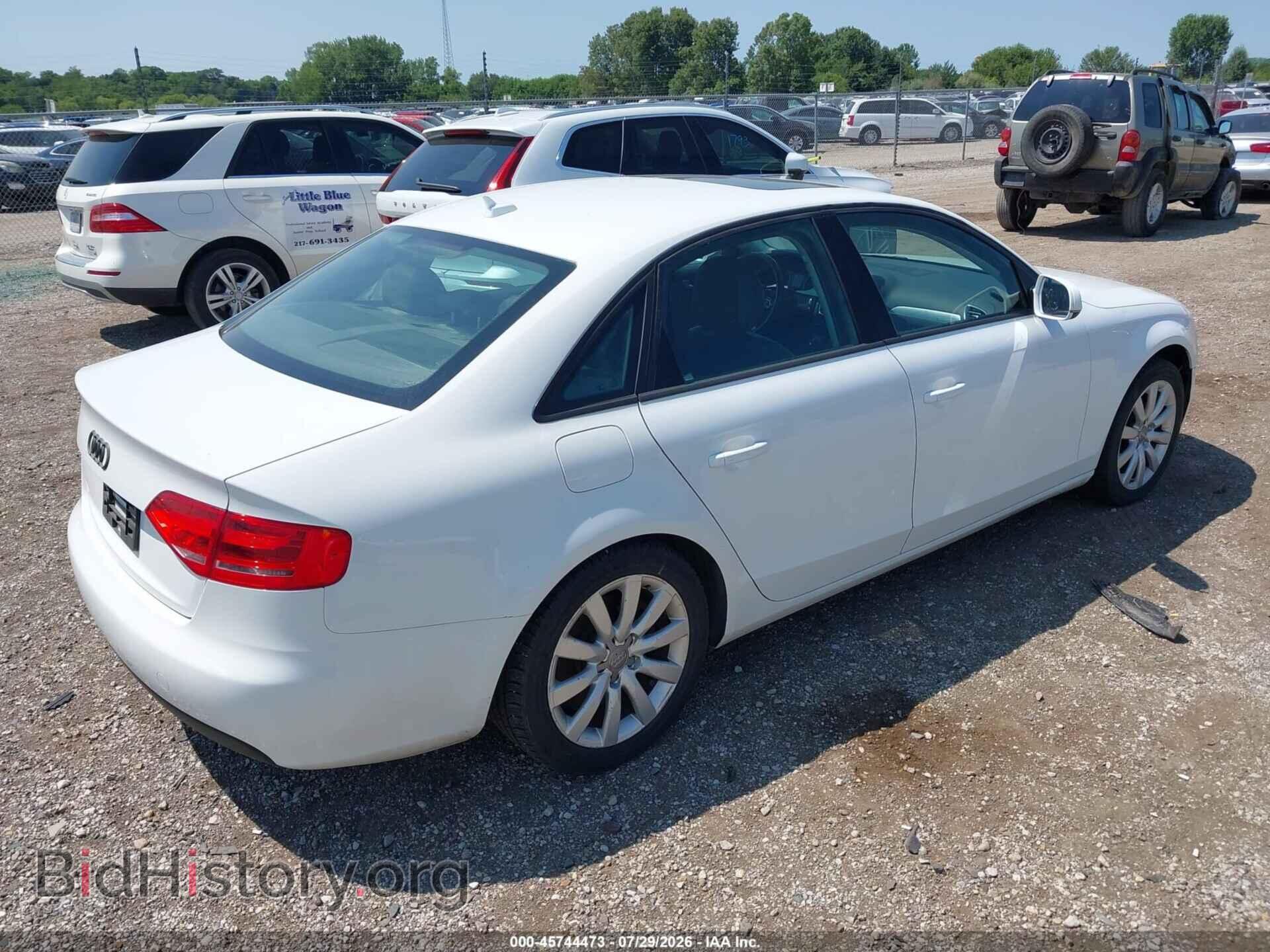 2012 AUDI A4 - VIN: WAUBFAFLXCA114100 - Фото 4