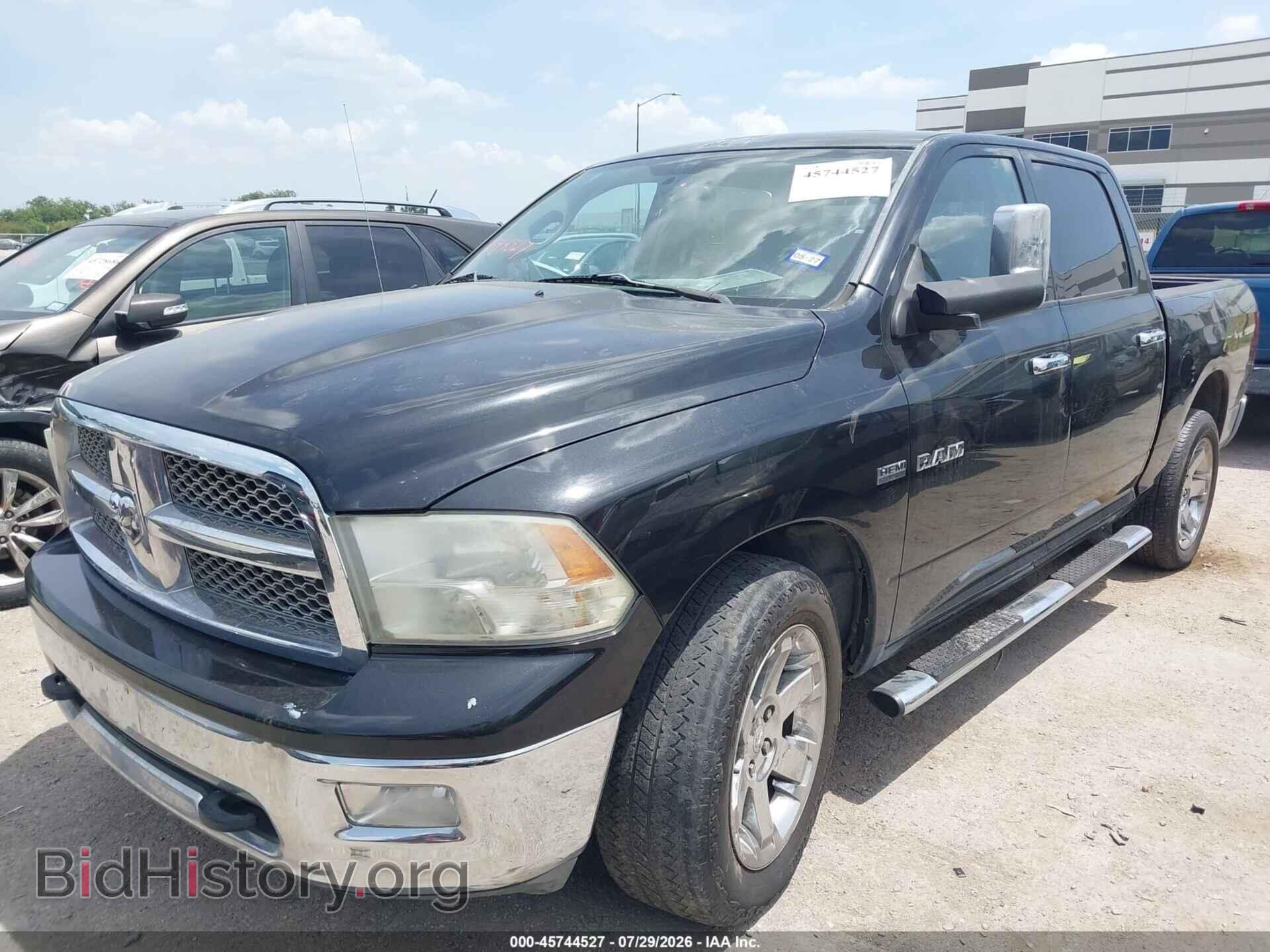2010 DODGE RAM 1500 - VIN: 1D7RV1CT8AS219952 - Фото 2