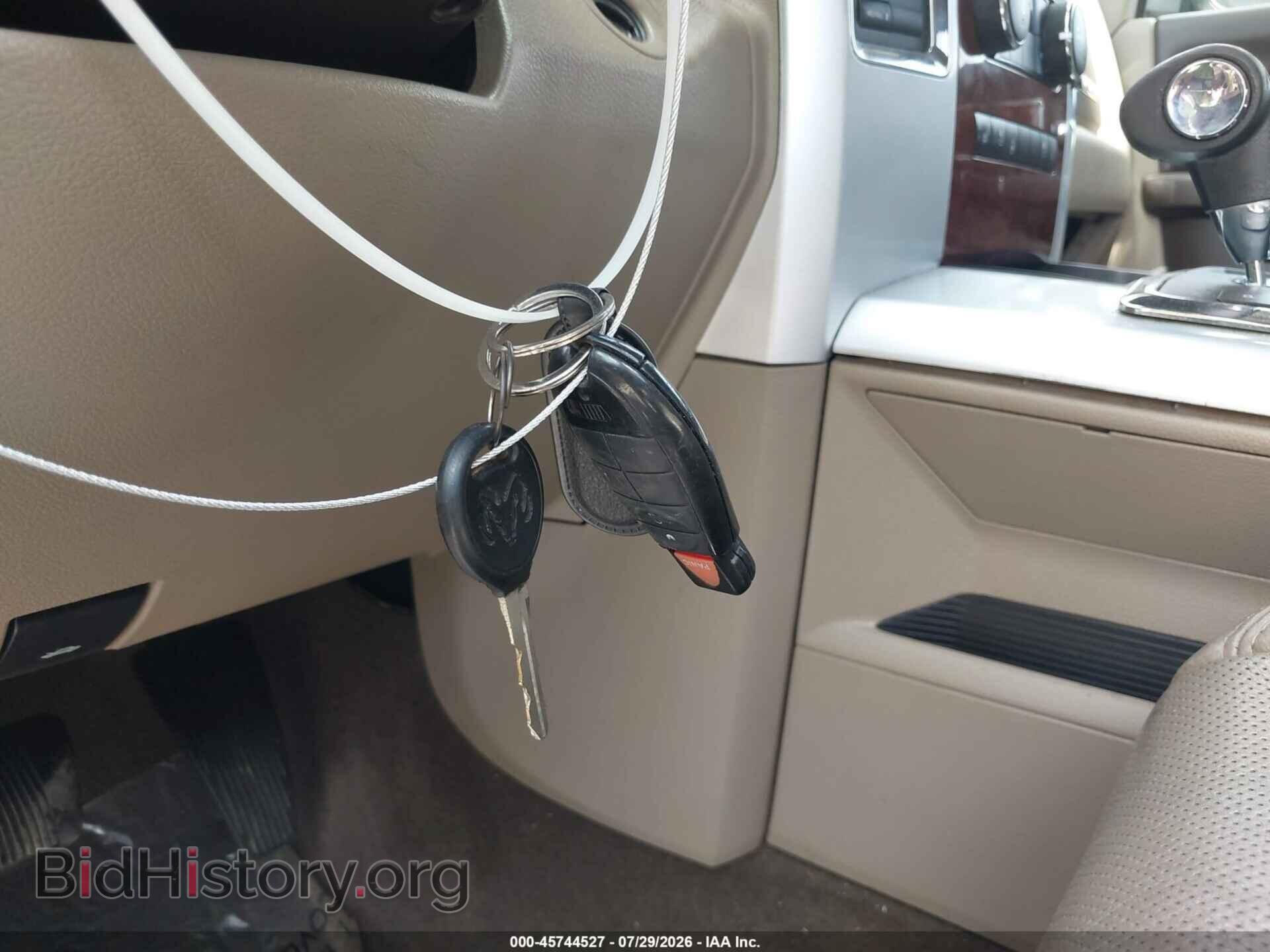 2010 DODGE RAM 1500 - VIN: 1D7RV1CT8AS219952 - Фото 11