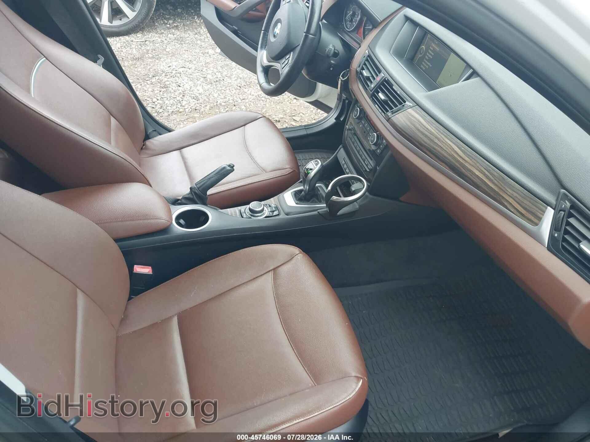 2015 BMW X1 - VIN: WBAVL1C54FVY38325 - Фото 5