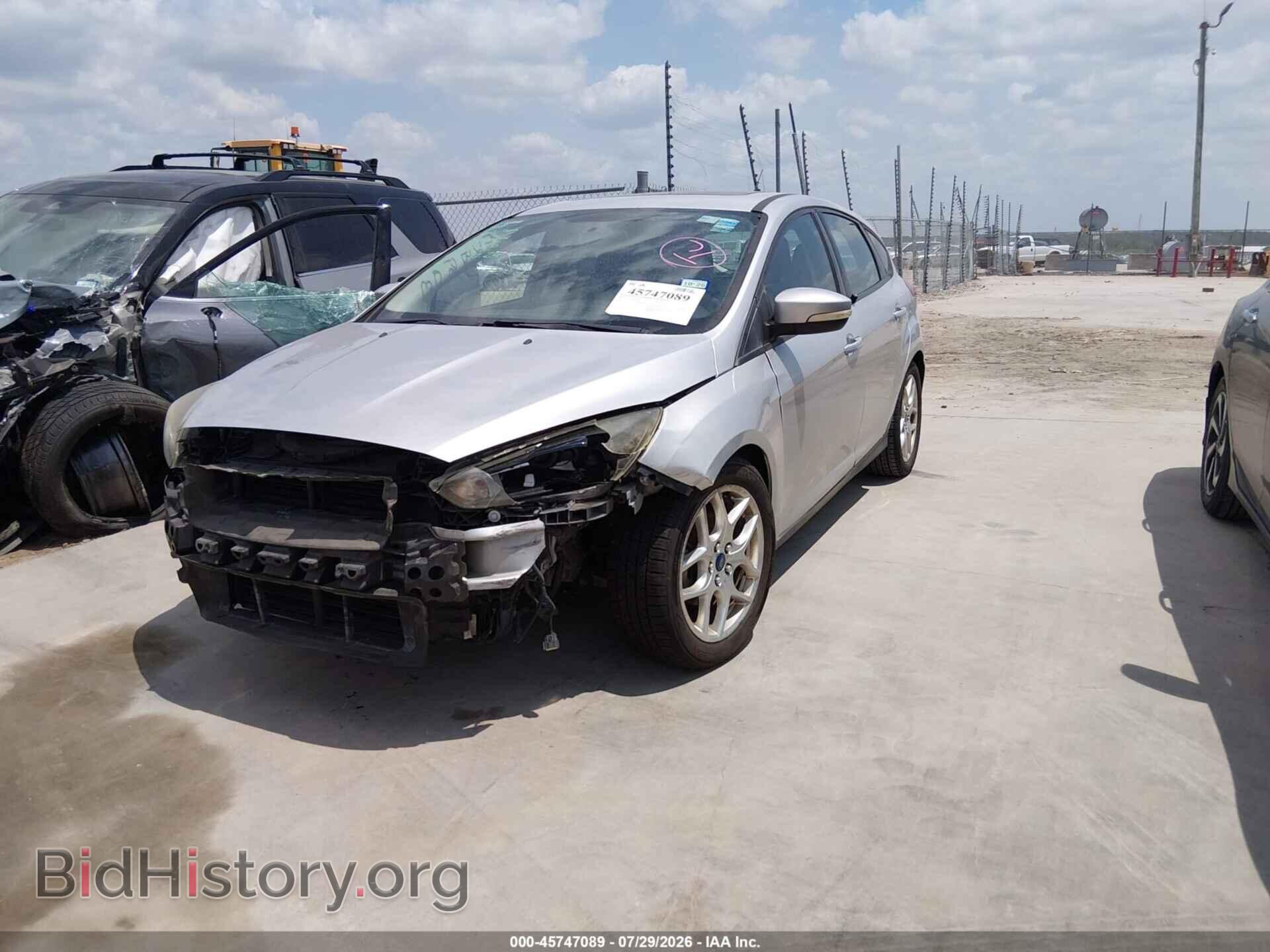 2017 FORD FOCUS - VIN: 1FADP3M29HL232011 - Photo 2