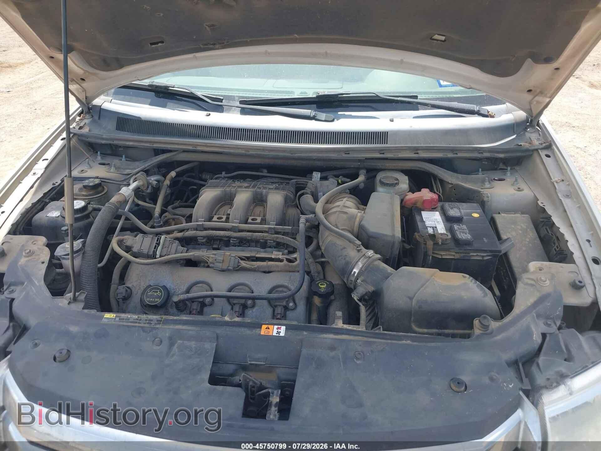 2008 FORD TAURUS X - VIN: 1FMDK02W28GA14946 - Photo 10