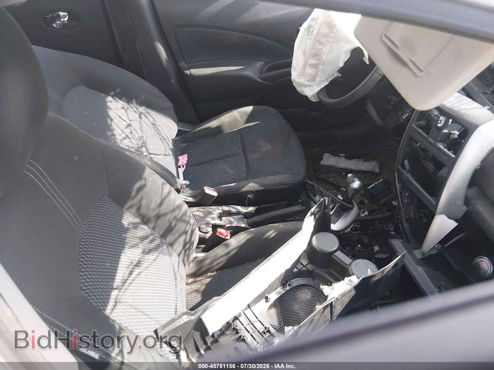 2019 NISSAN VERSA NOTE - VIN: 3N1CE2CP3KL366627 - Photo 5