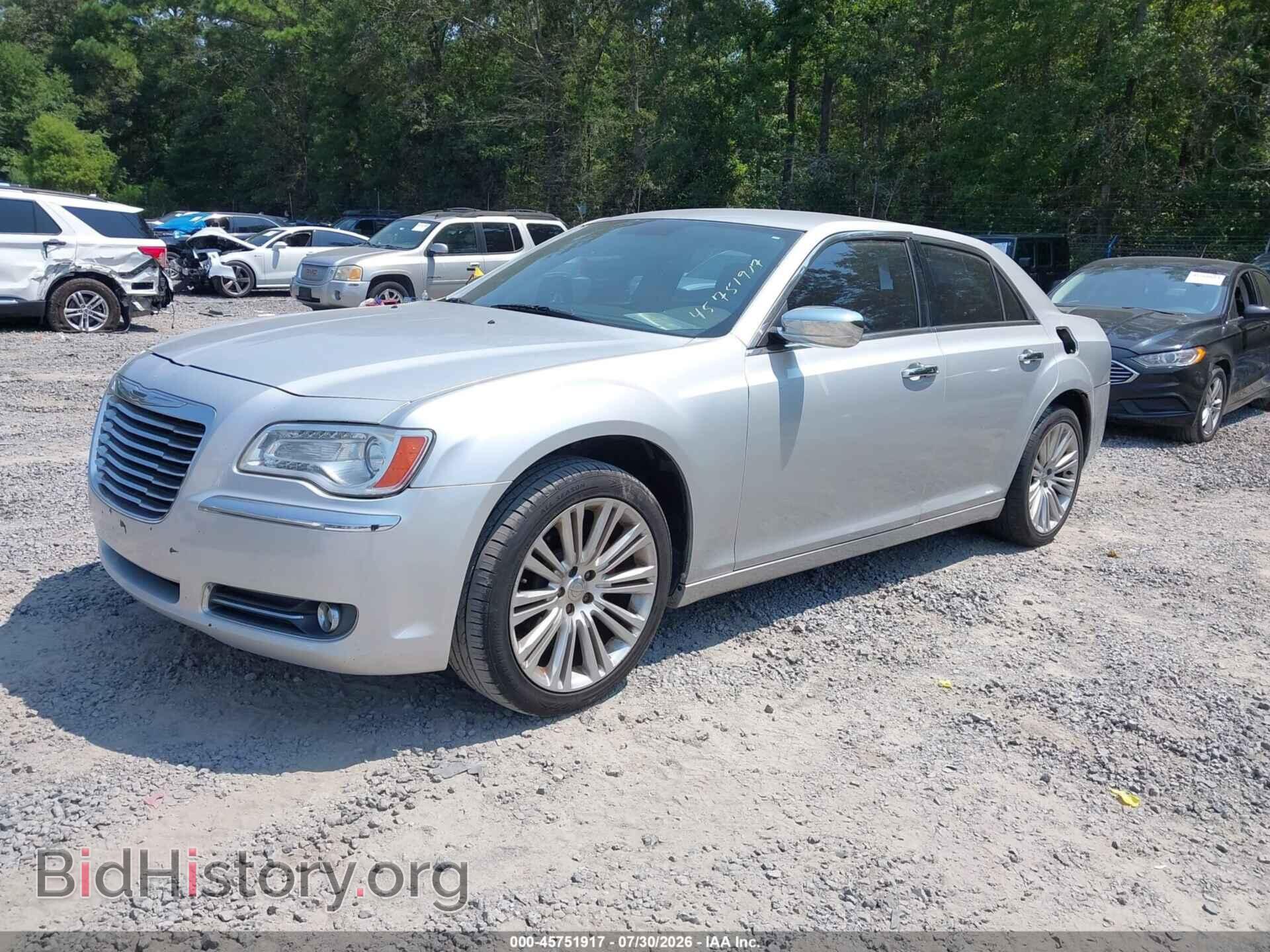 2011 CHRYSLER 300 - VIN: 2C3CA5CG9BH614063 - Photo 2