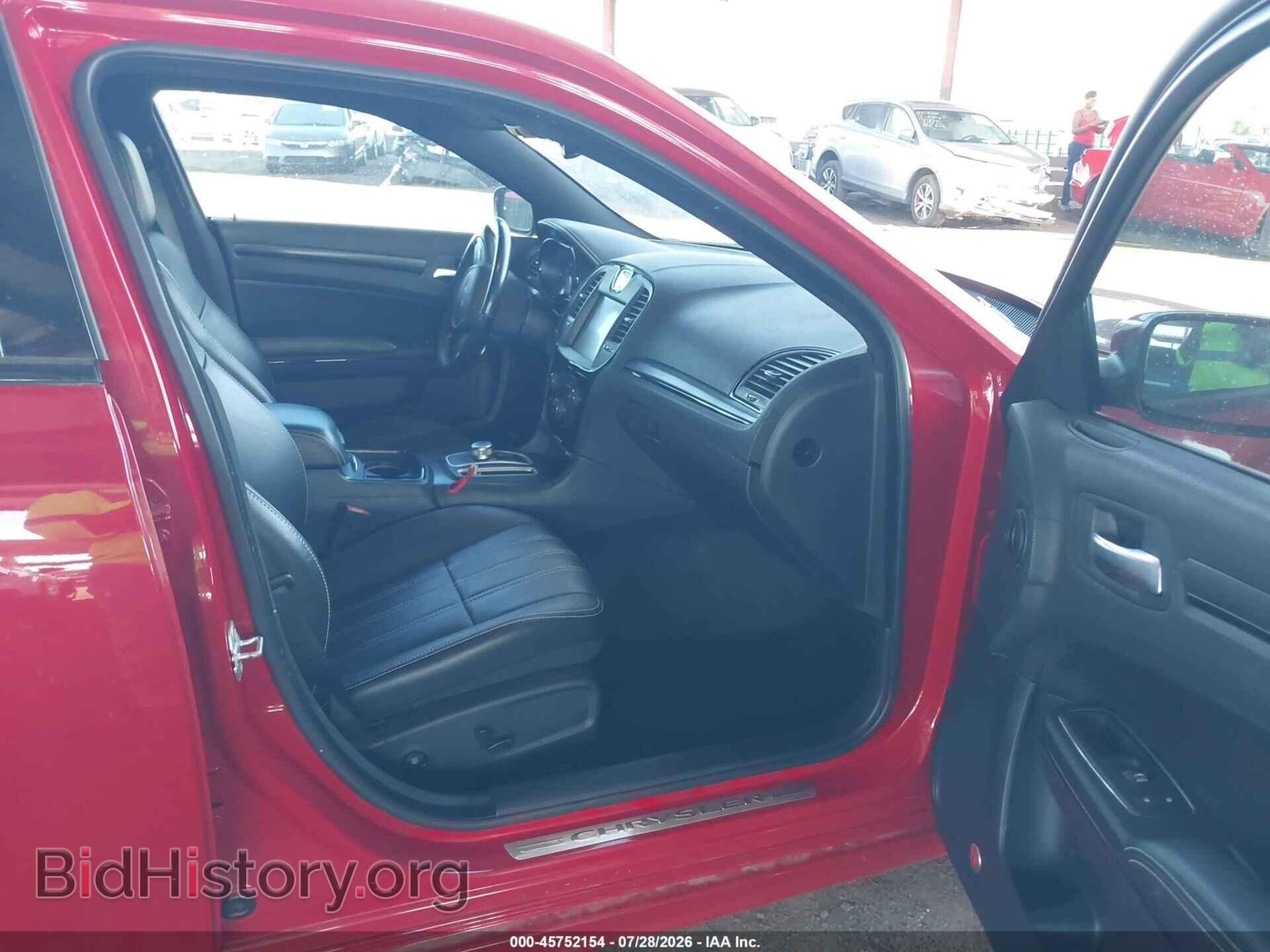2015 CHRYSLER 300 - VIN: 2C3CCABT3FH792462 - Фото 5