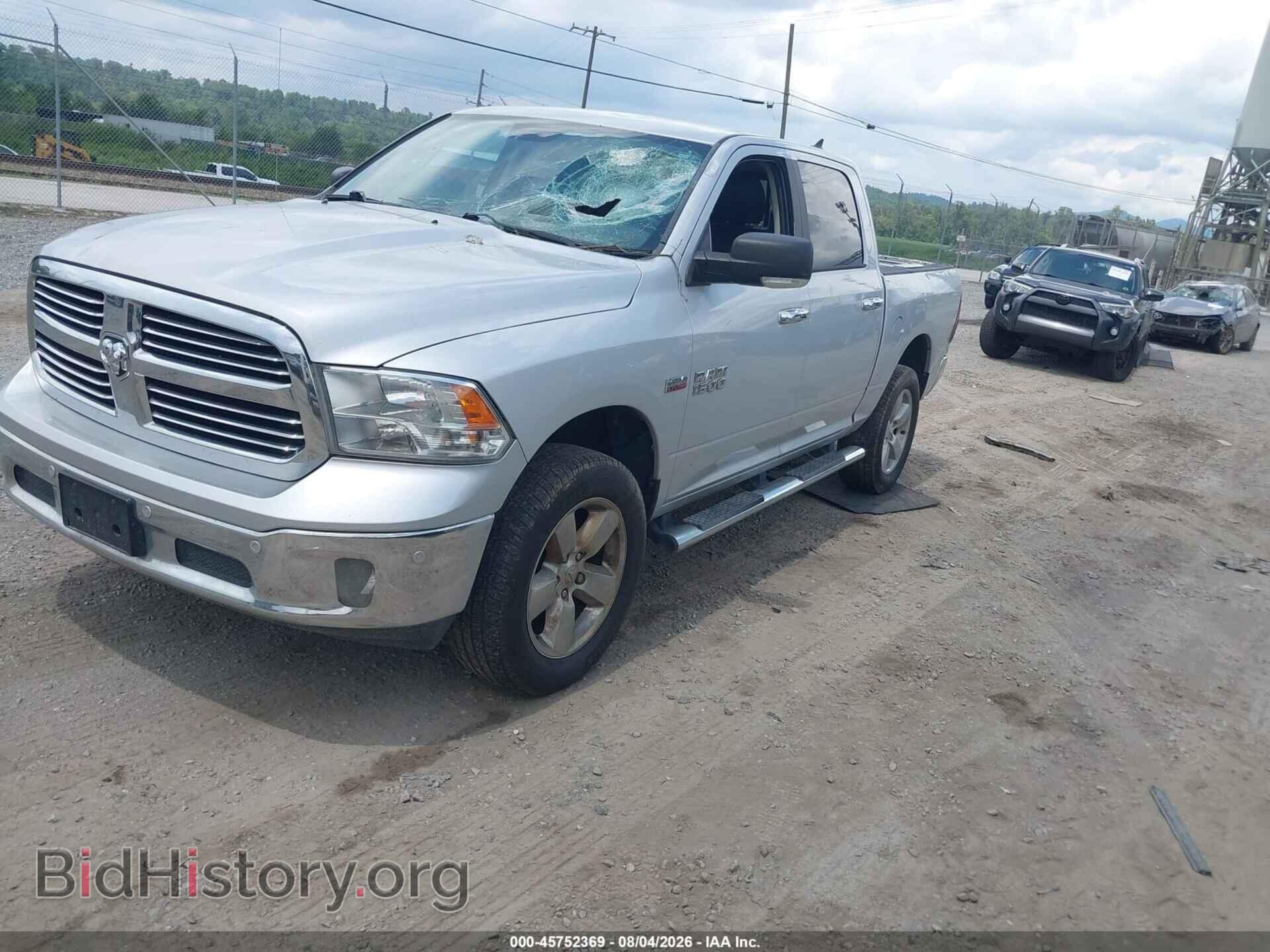 2015 RAM 1500 - VIN: 1C6RR7LT5FS725898 - Photo 2