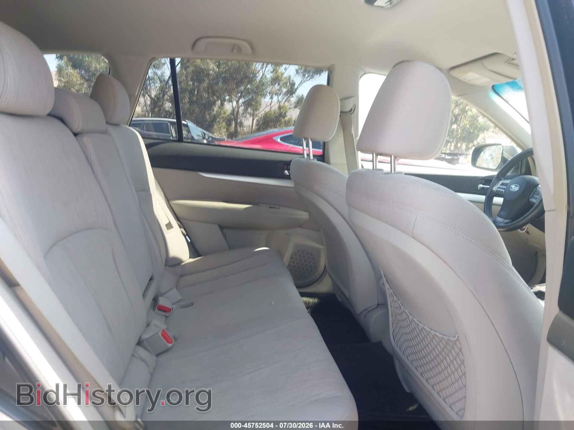 2013 SUBARU OUTBACK - VIN: 4S4BRBCC1D3225897 - Photo 8