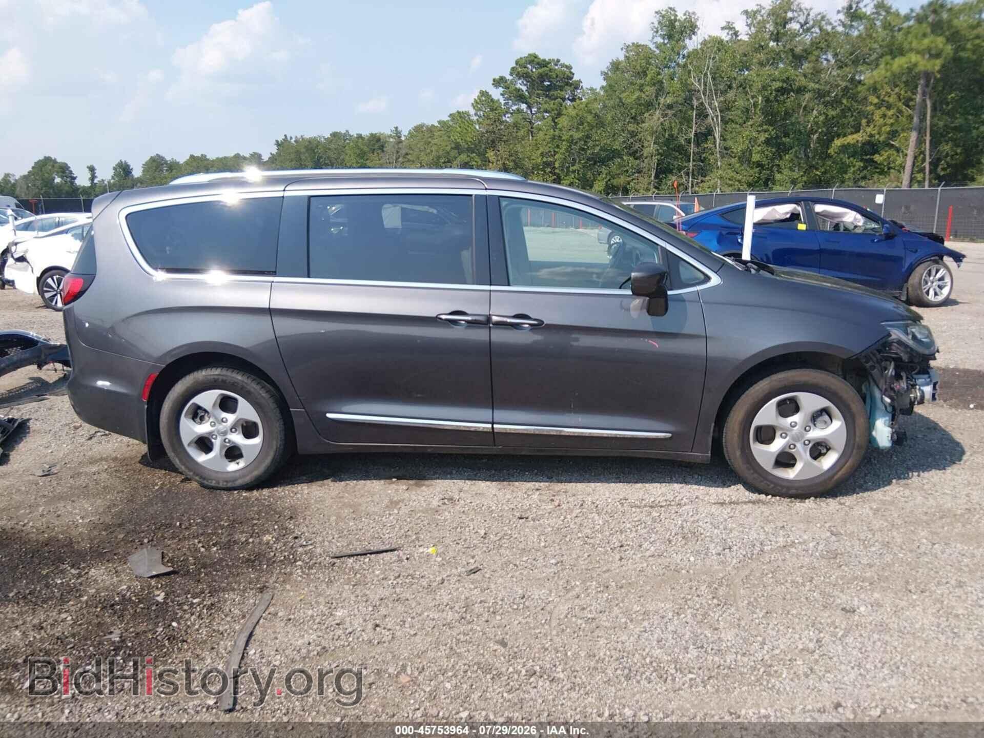 2017 CHRYSLER PACIFICA - VIN: 2C4RC1EG5HR839864 - Photo 14