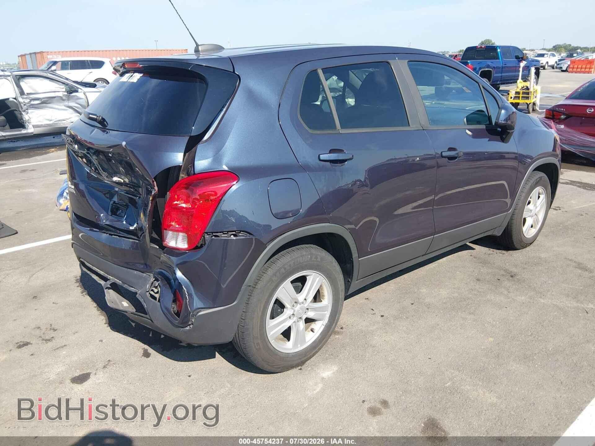 2019 CHEVROLET TRAX - VIN: 3GNCJKSB3KL268008 - Photo 4
