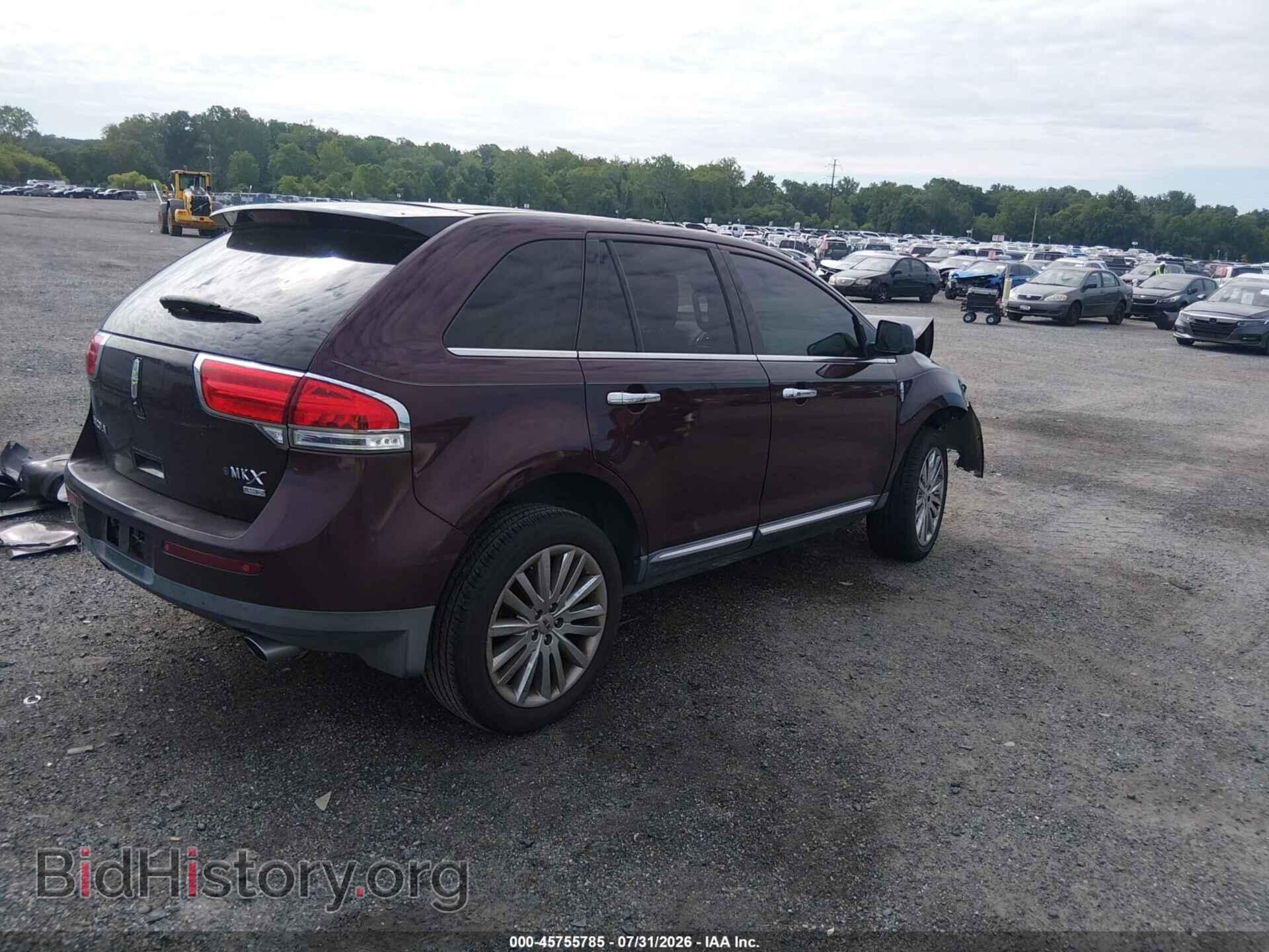 2011 LINCOLN MKX - VIN: 2LMDJ8JKXBBJ13422 - Photo 4