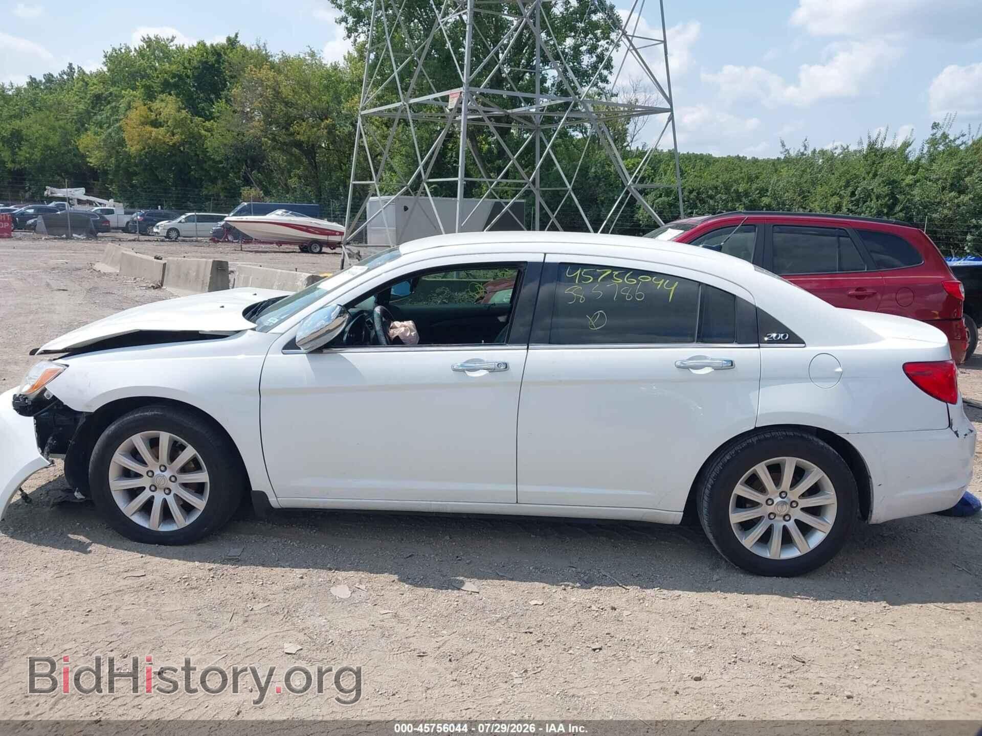 2013 CHRYSLER 200 - VIN: 1C3CCBCG8DN585786 - Фото 14