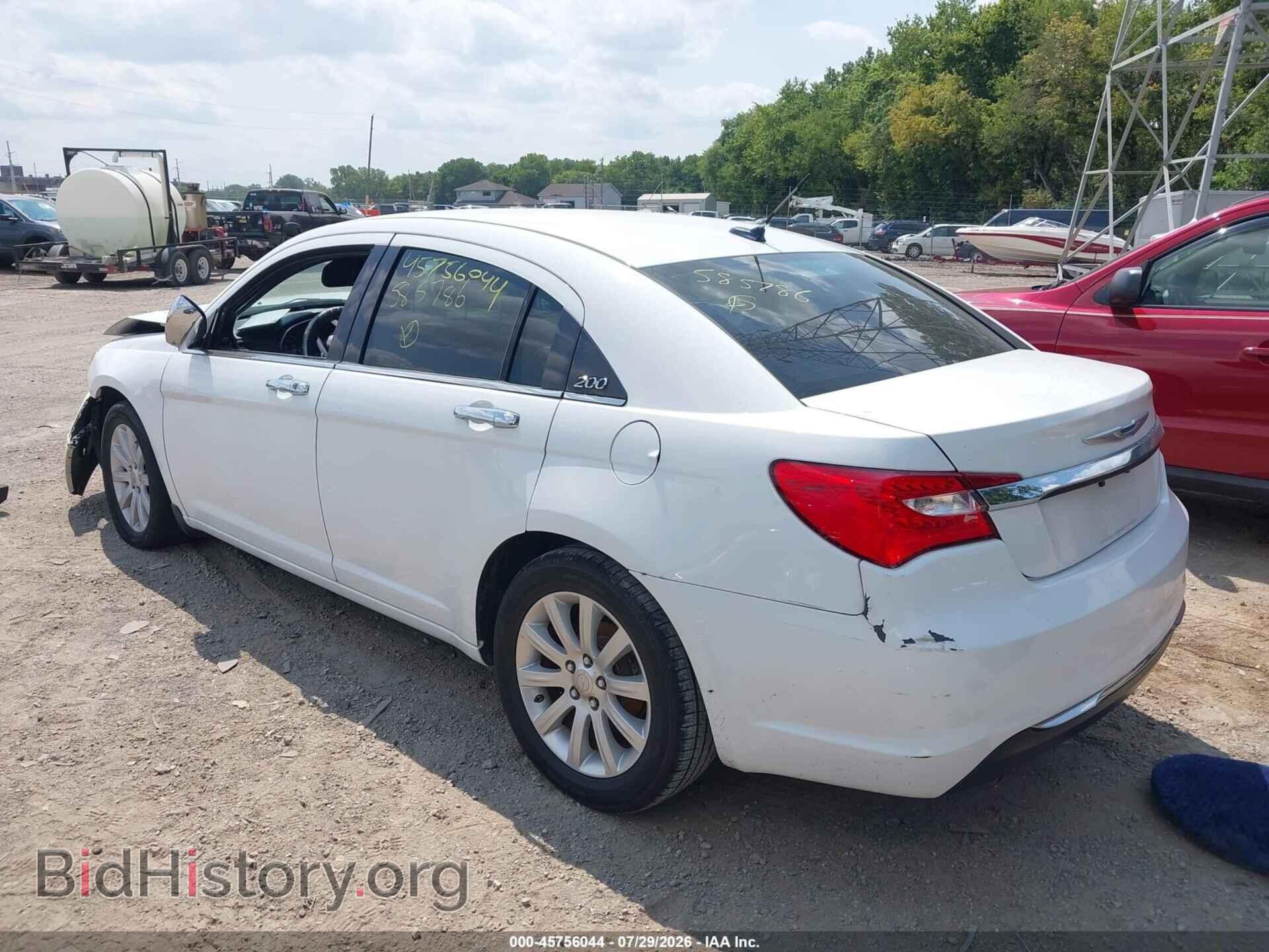2013 CHRYSLER 200 - VIN: 1C3CCBCG8DN585786 - Фото 3