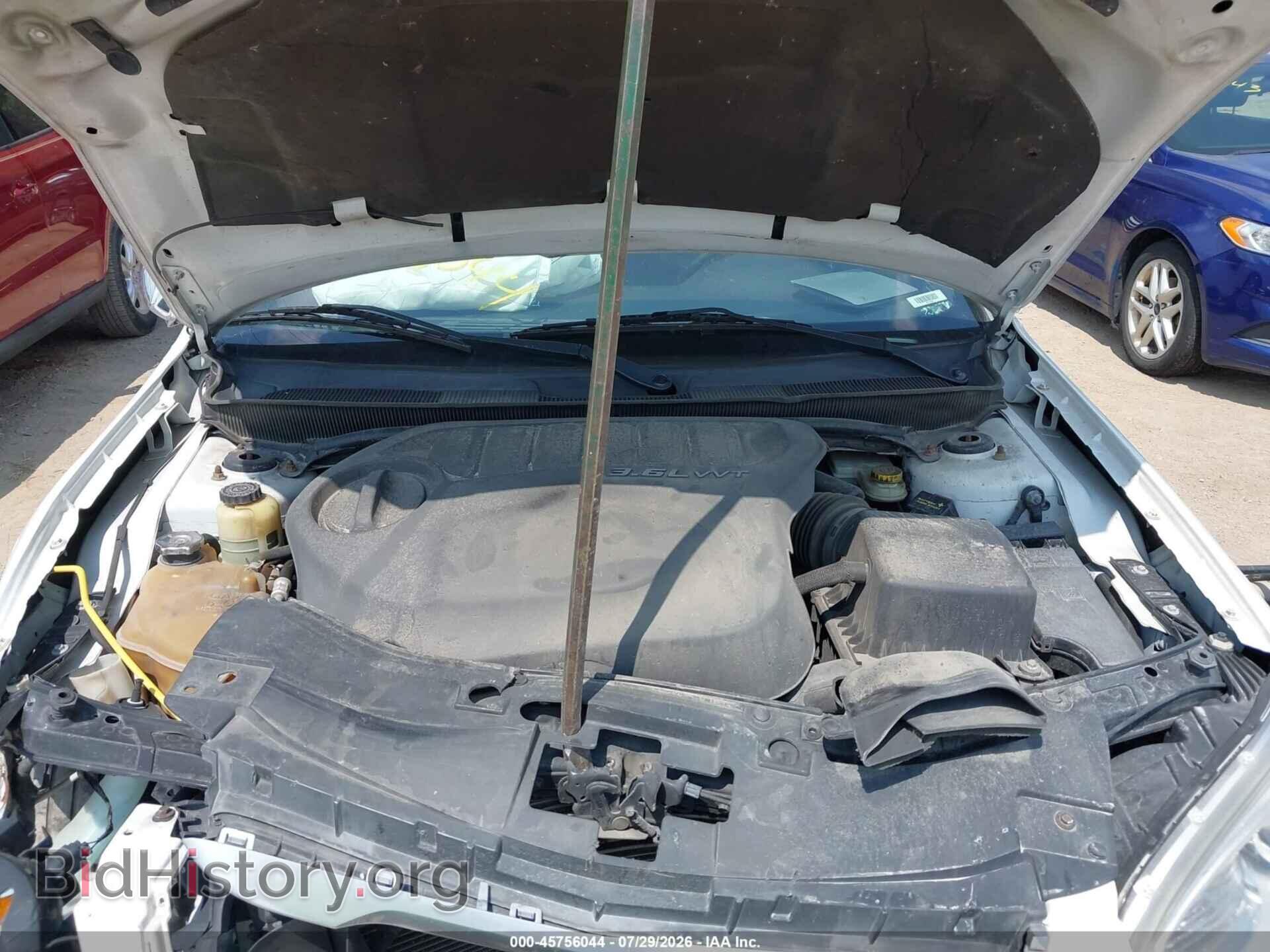 2013 CHRYSLER 200 - VIN: 1C3CCBCG8DN585786 - Фото 10