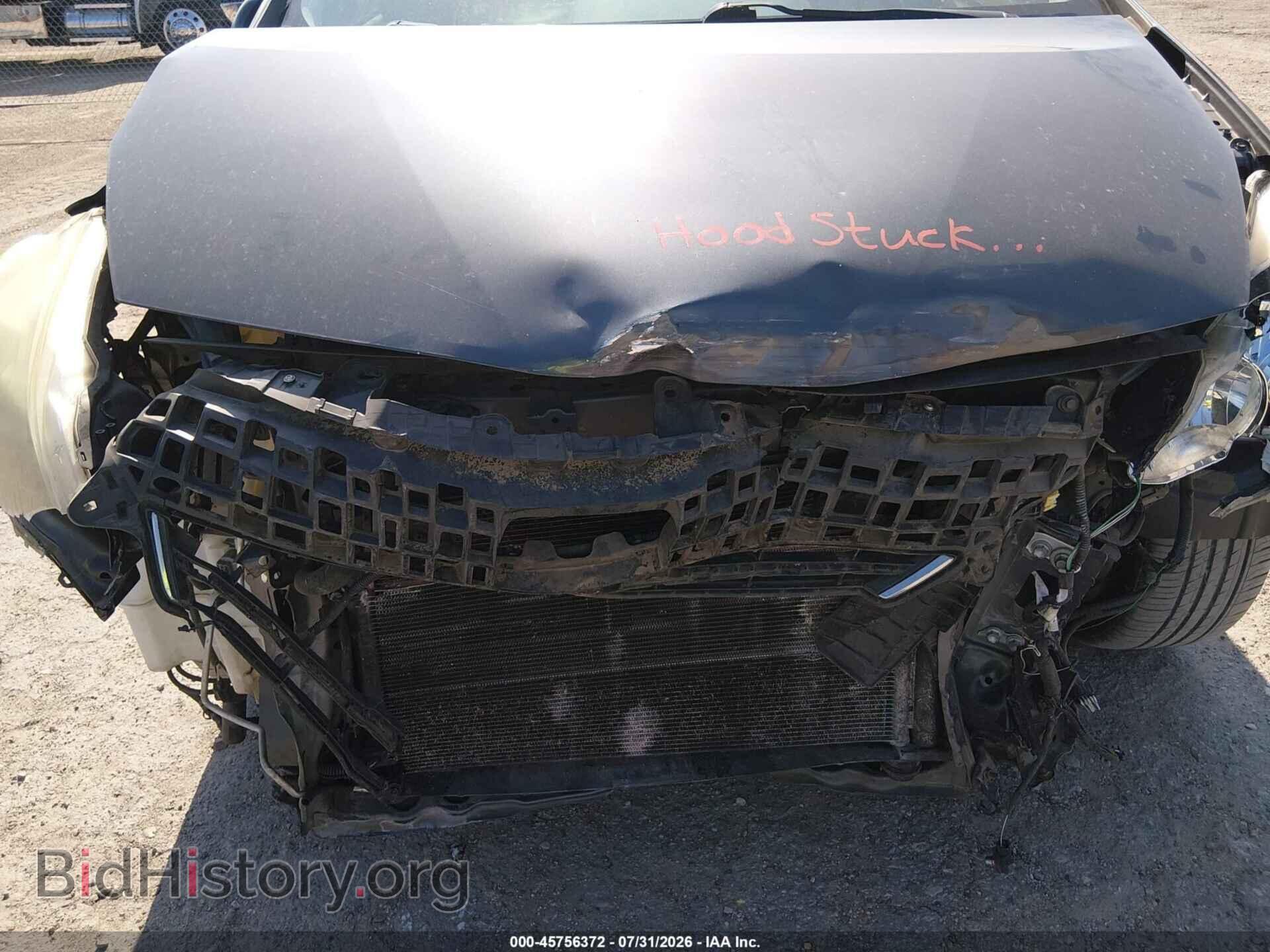 2014 TOYOTA PRIUS V - VIN: JTDZN3EU6E3336070 - Photo 21