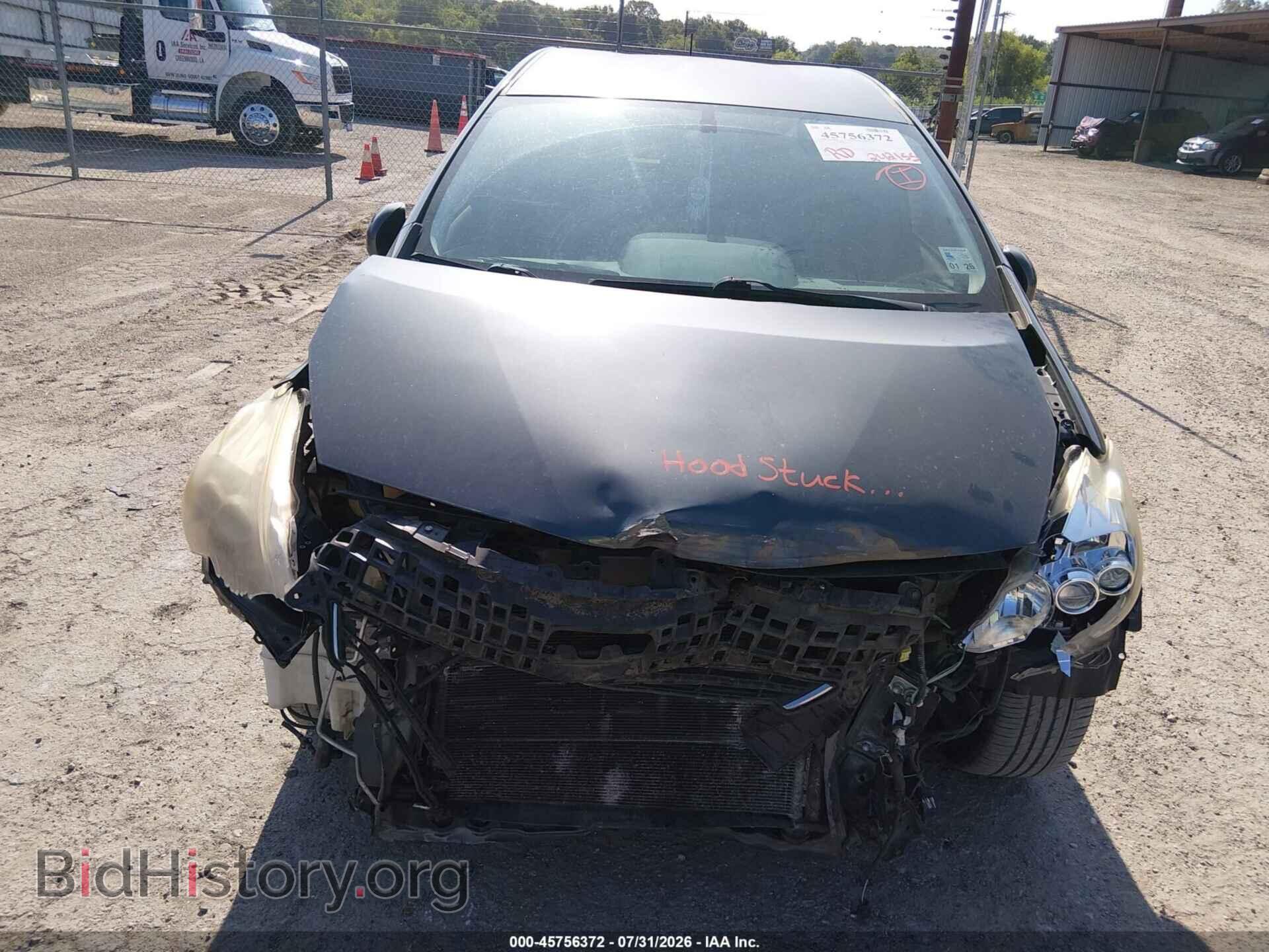 2014 TOYOTA PRIUS V - VIN: JTDZN3EU6E3336070 - Photo 10