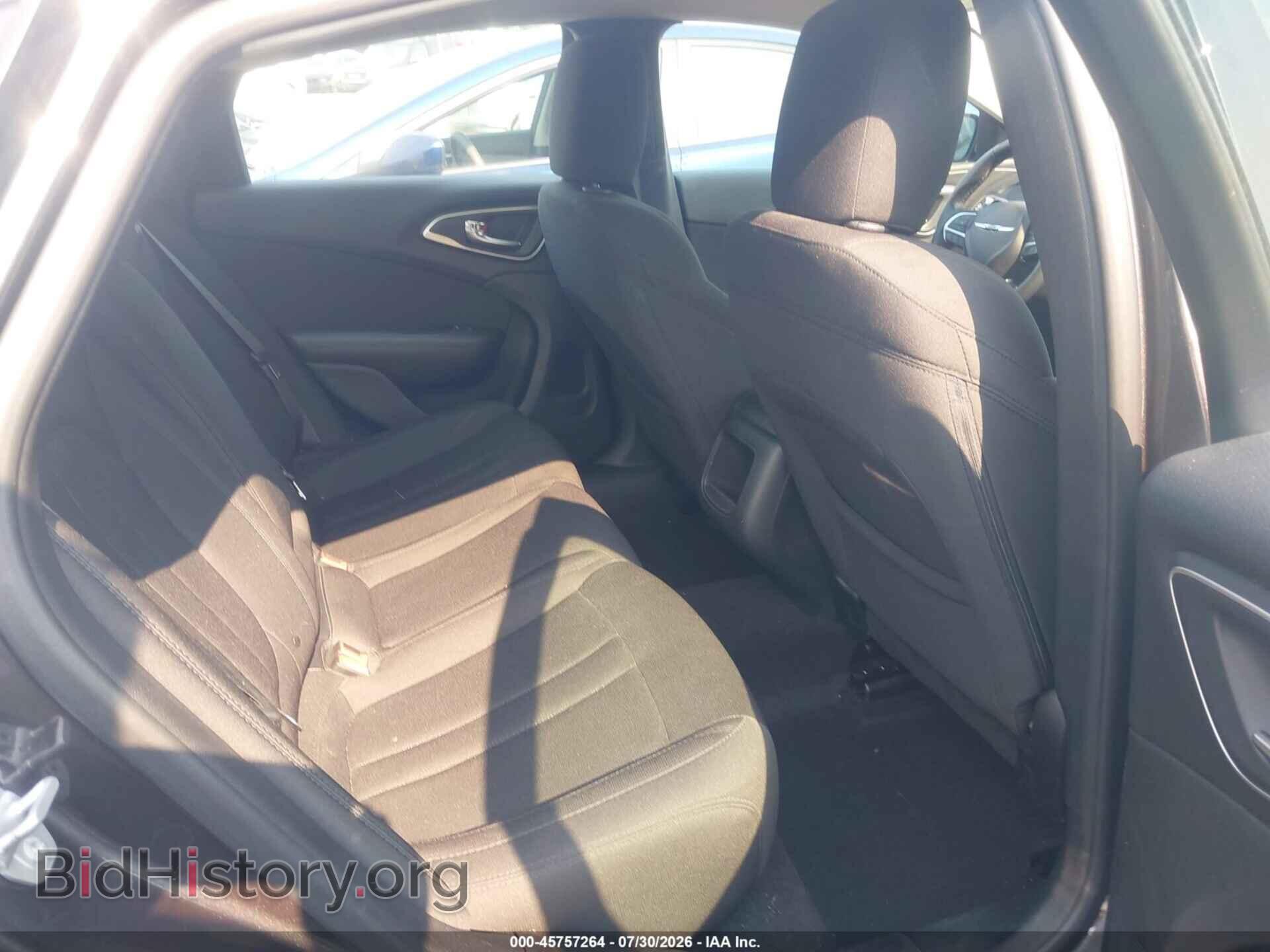 2015 CHRYSLER 200 - VIN: 1C3CCCABXFN539151 - Фото 8
