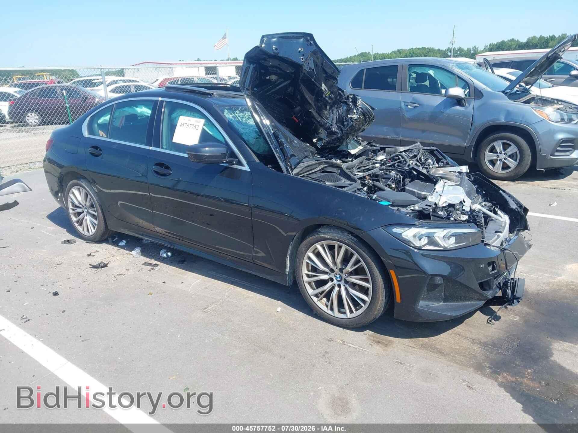 Фотография 3MW69FF01R8E02068 - BMW 330I 2024