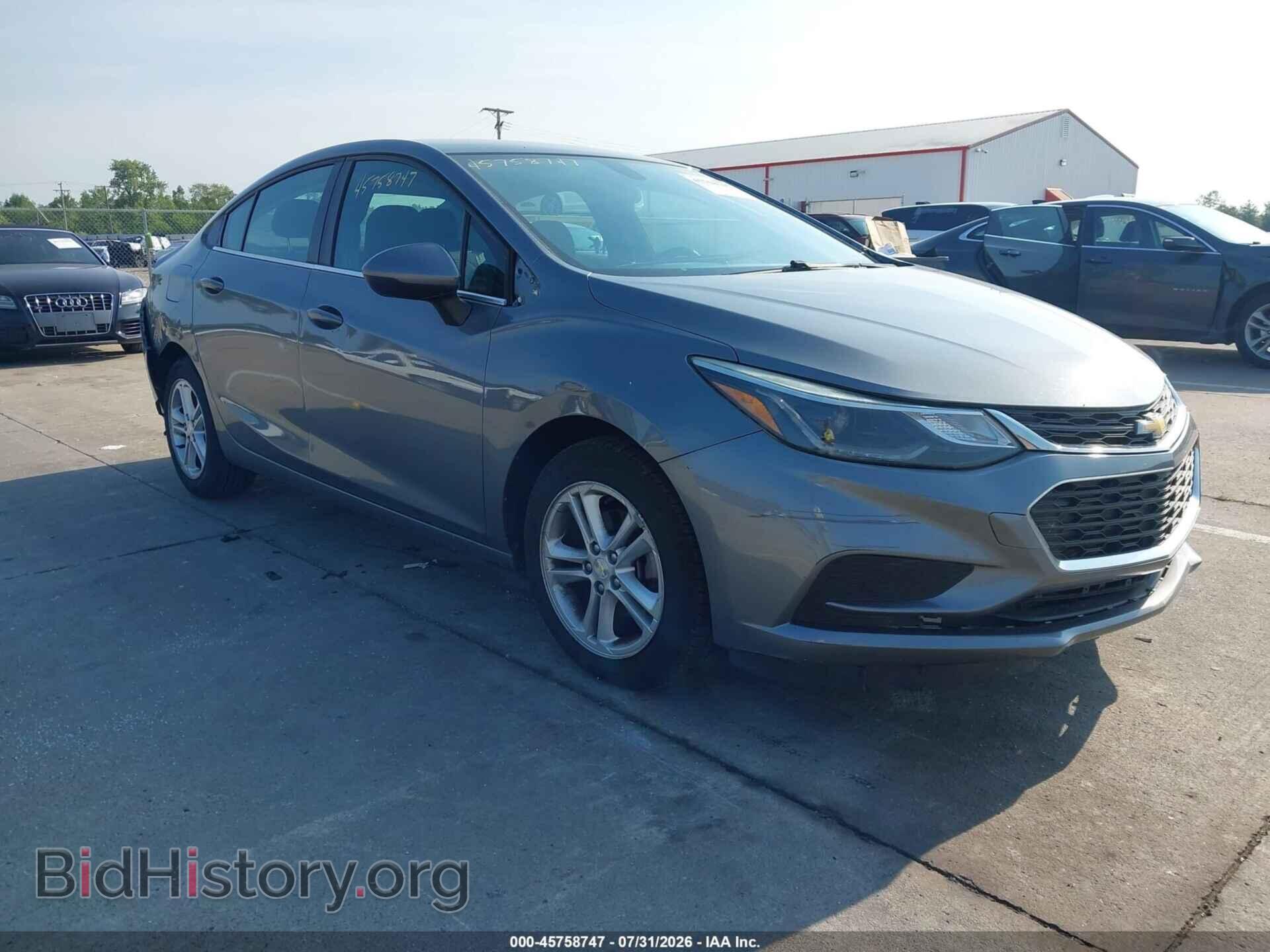 Photo 1G1BE5SM0J7147931 - CHEVROLET CRUZE 2018