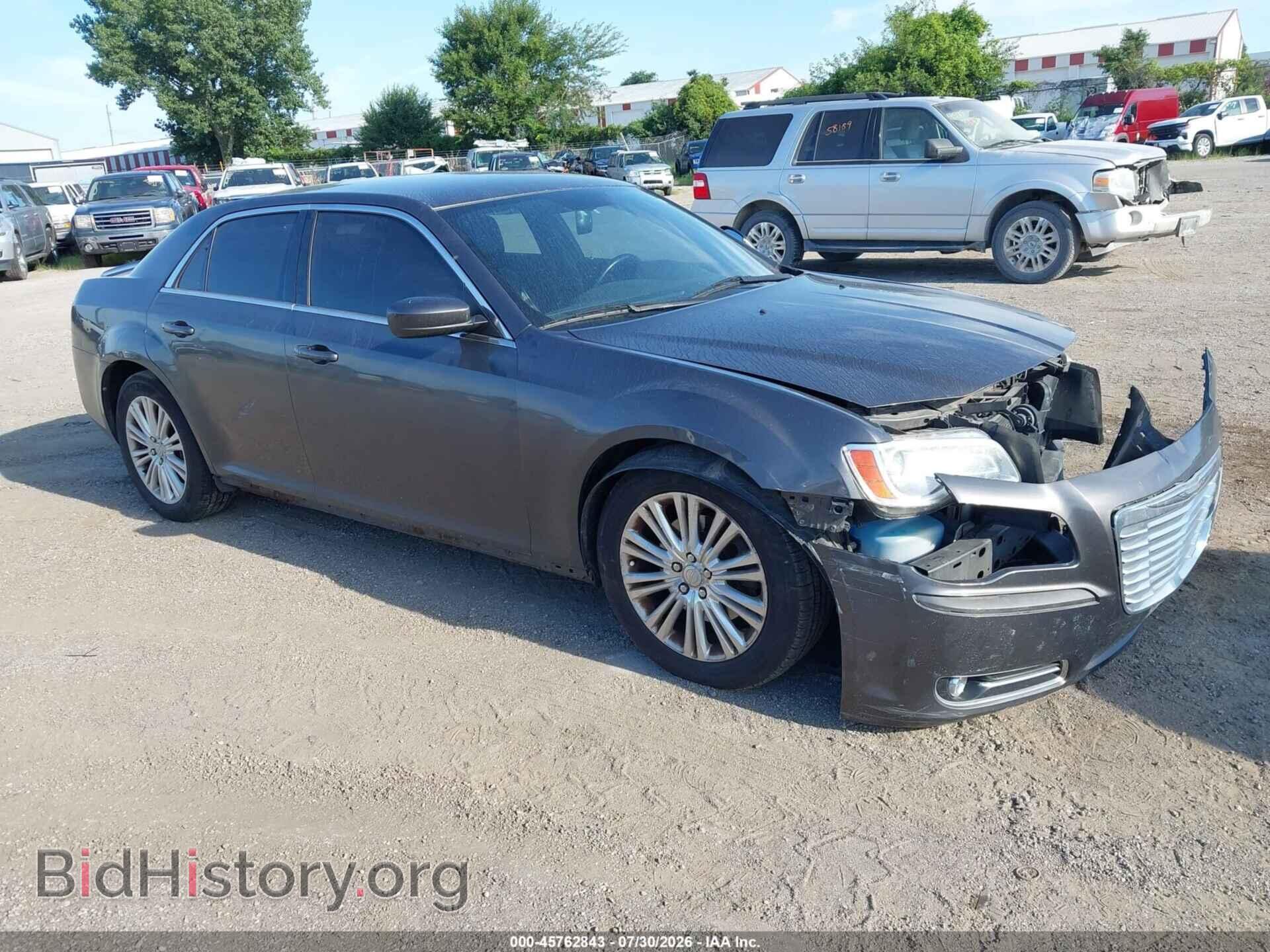 Фотография 2C3CCARG2DH543284 - CHRYSLER 300 2013