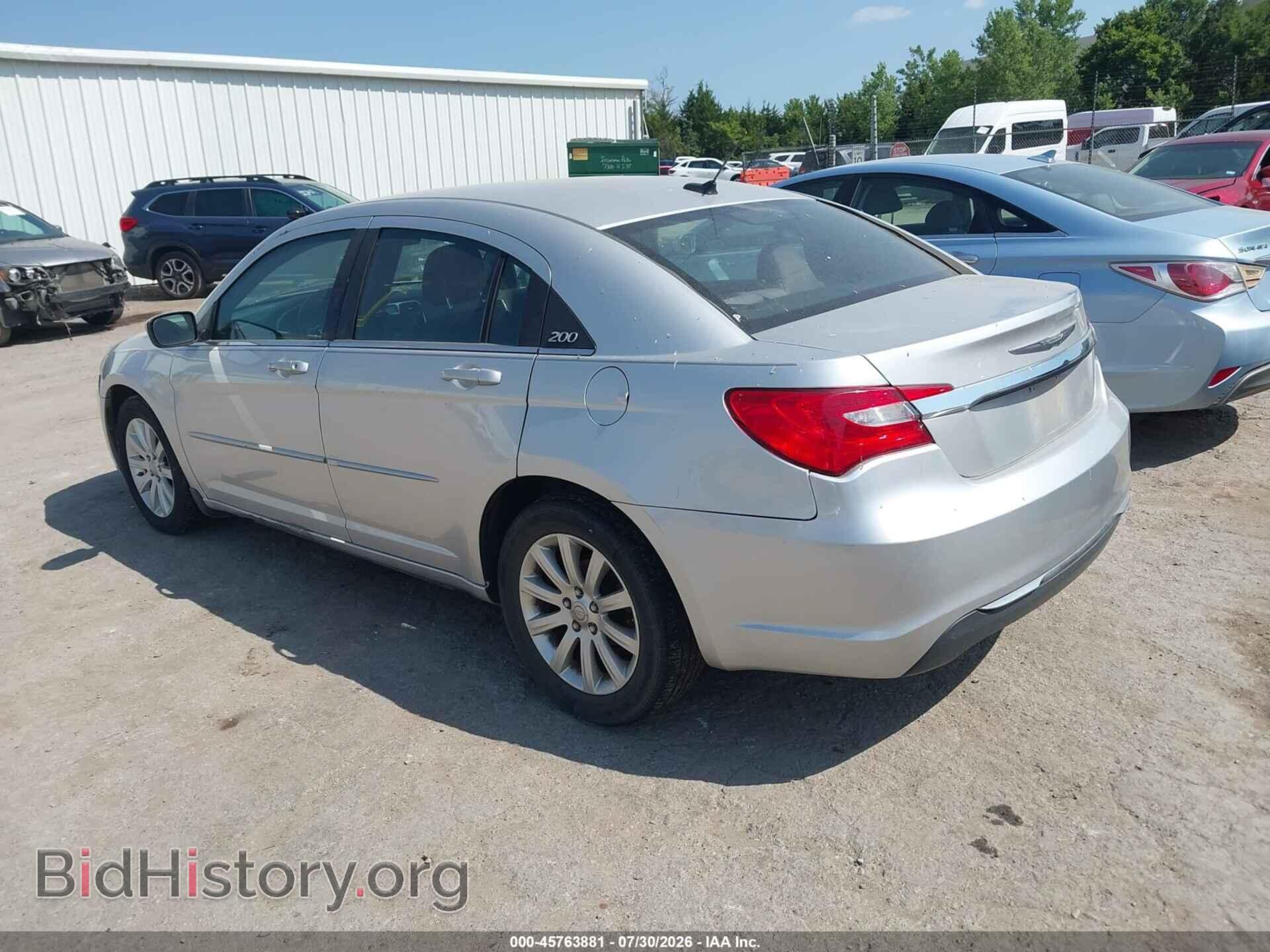 2012 CHRYSLER 200 - VIN: 1C3CCBBB3CN212644 - Фото 3