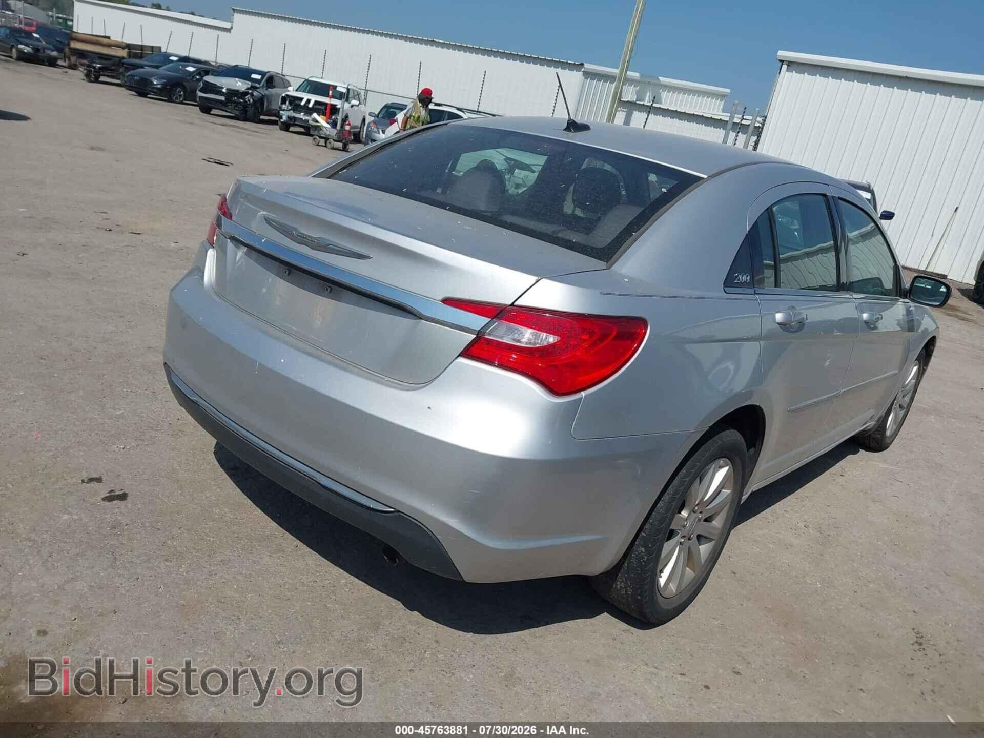 2012 CHRYSLER 200 - VIN: 1C3CCBBB3CN212644 - Фото 4