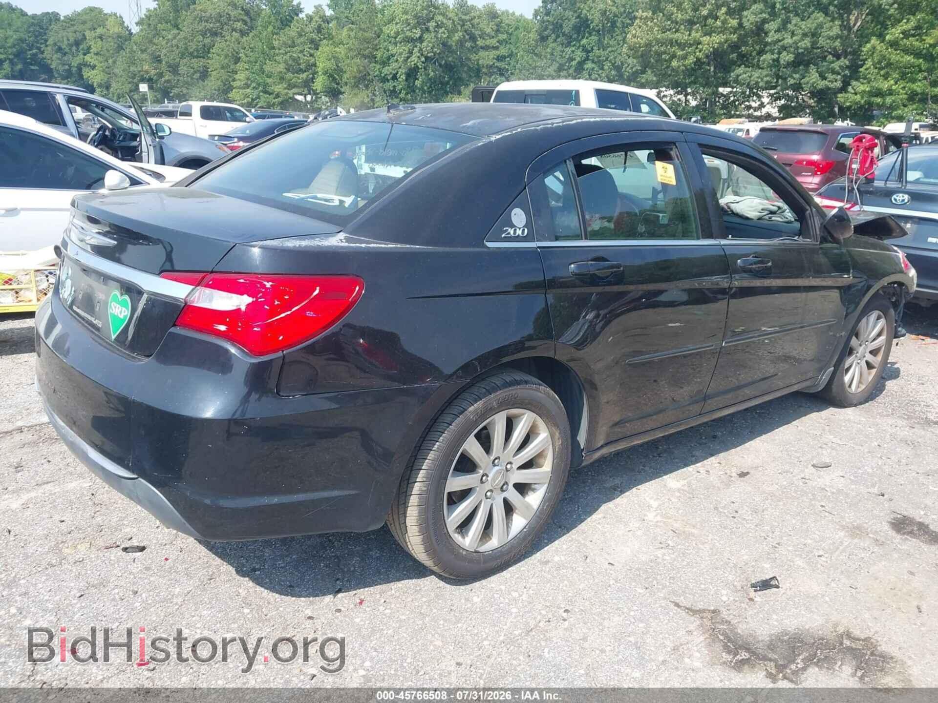 2011 CHRYSLER 200 - VIN: 1C3BC1FG3BN547333 - Фото 4